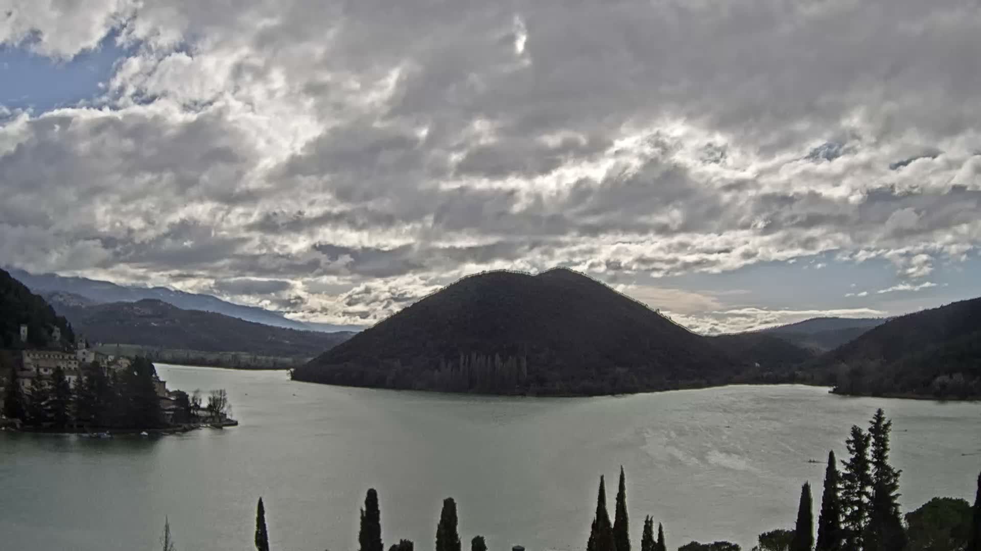 Lago di Piediluco Lake Live Cam - Terni, Umbria, Italy
