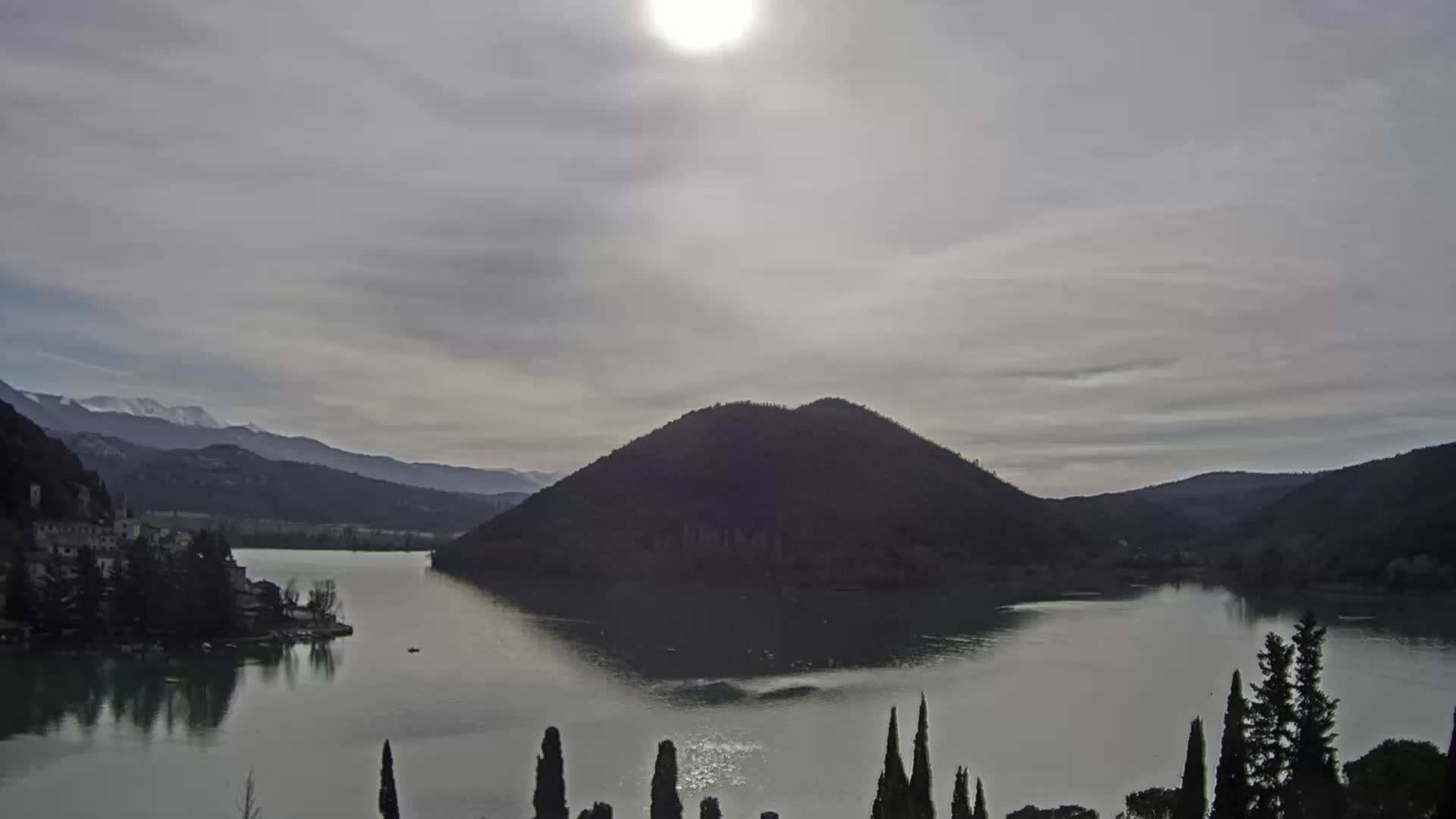 Lago di Piediluco Lake Live Cam - Terni, Umbria, Italy