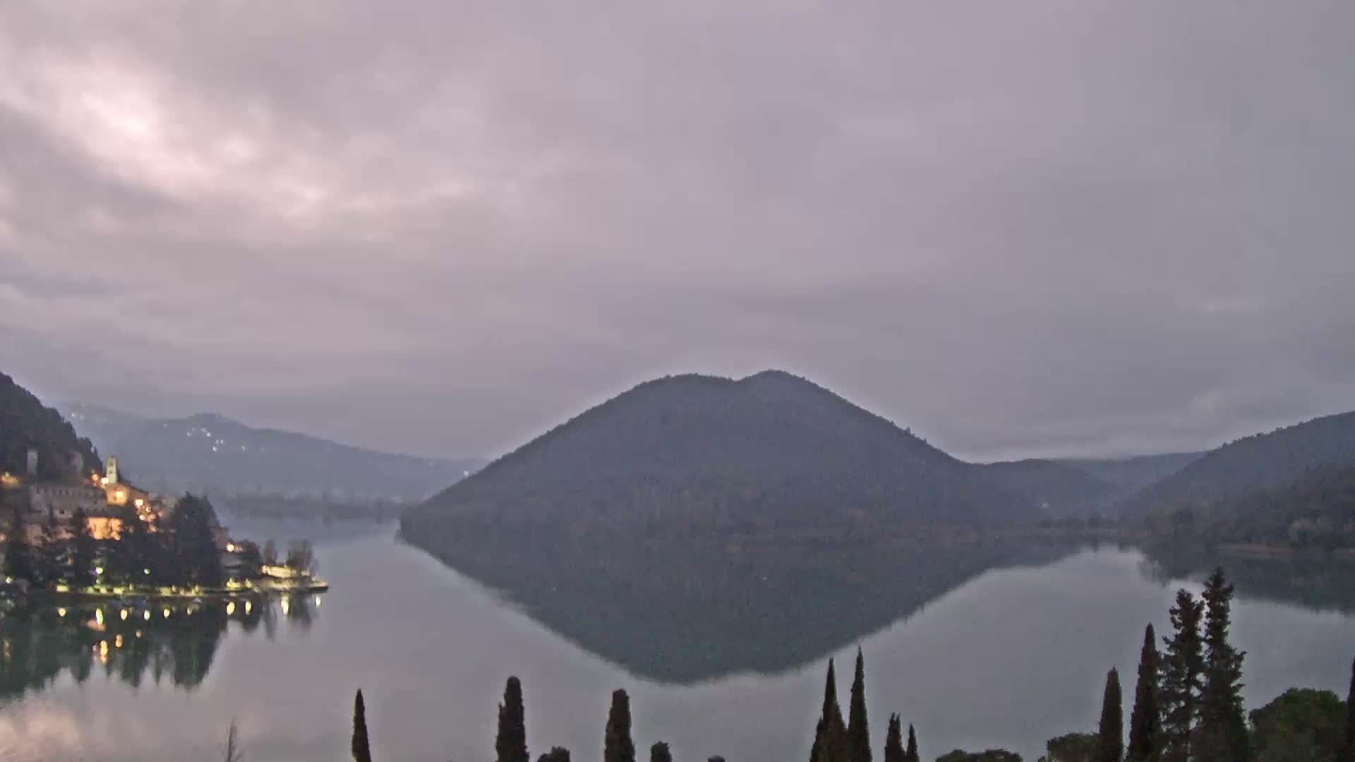 Lago di Piediluco Lake Live Cam - Terni, Umbria, Italy
