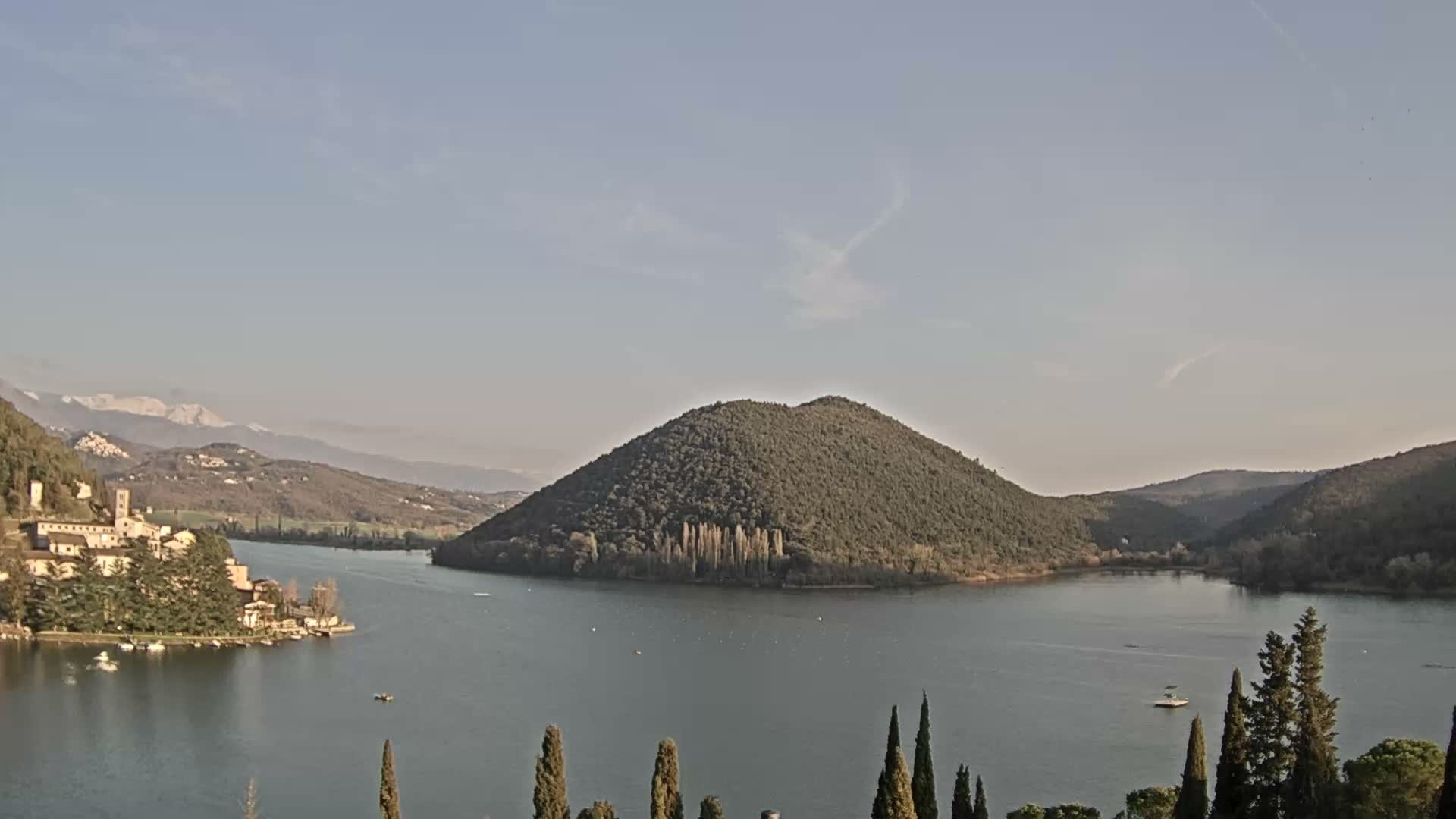 Lago di Piediluco Lake Live Cam - Terni, Umbria, Italy