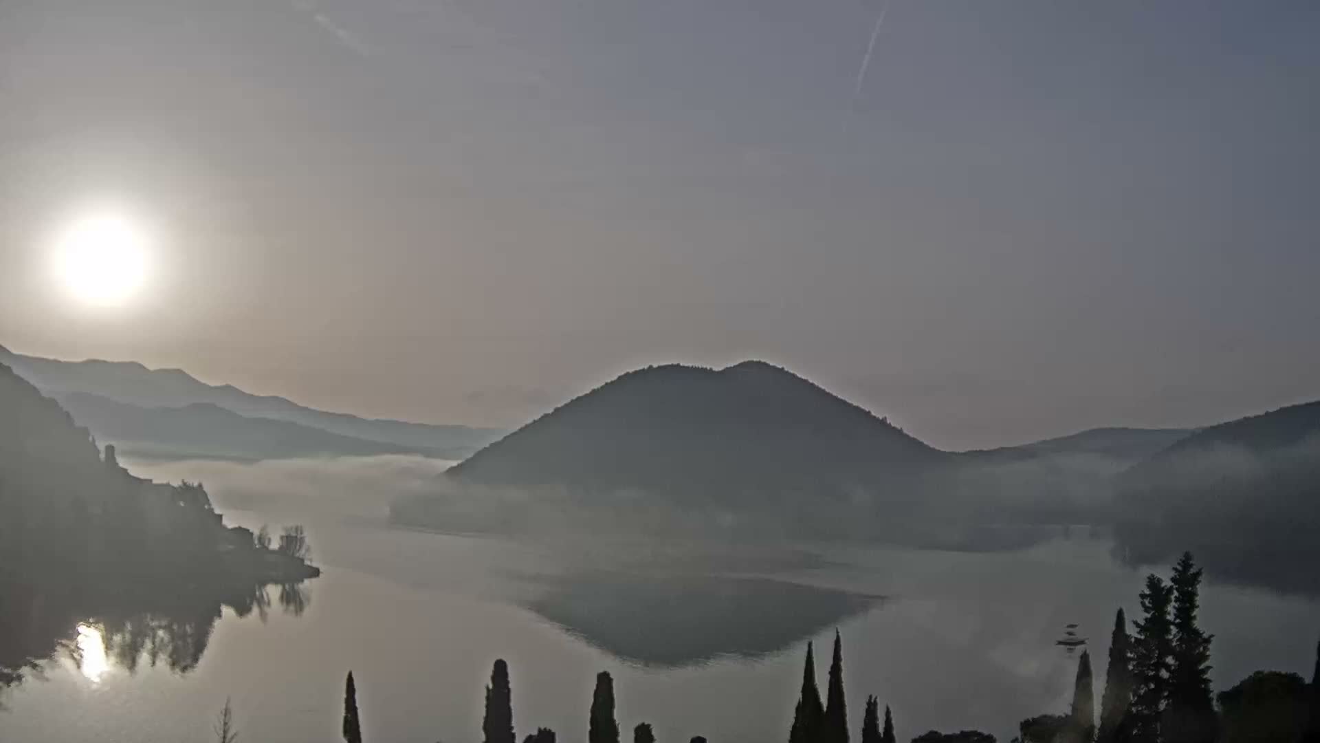 Lago di Piediluco Lake Live Cam - Terni, Umbria, Italy