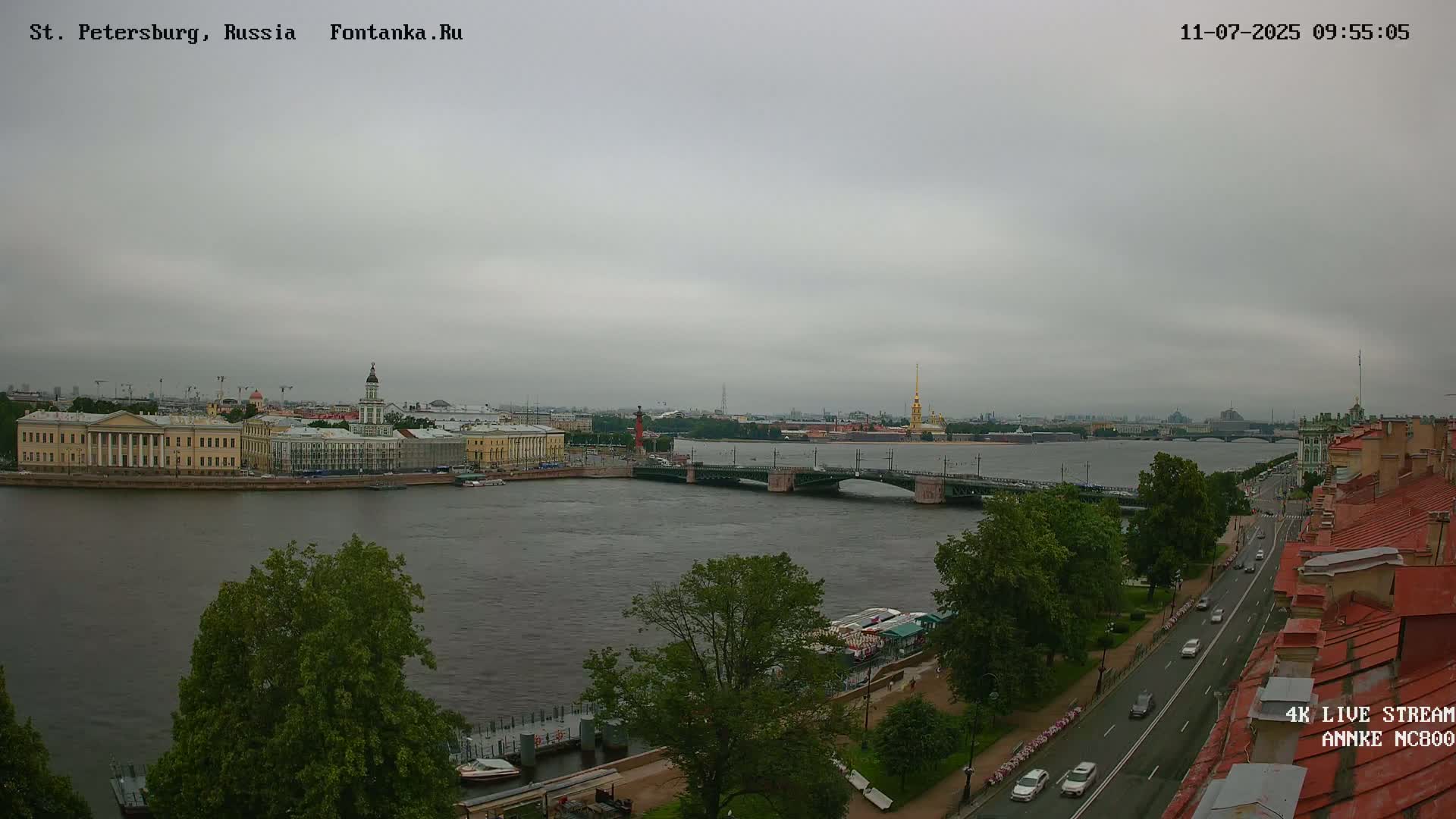 Palace Bridge (Dvortsovyy Most) Live Cam - Admiralteysky Okrug, Admiralteysky, Saint Petersburg, Northwestern (Severo-Zapadnyy), Russia