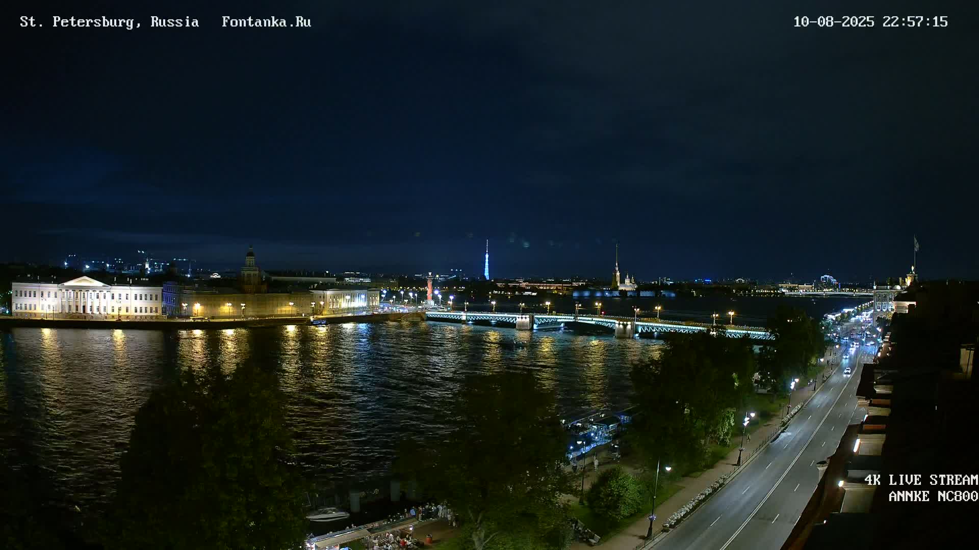 Palace Bridge (Dvortsovyy Most) Live Cam - Admiralteysky Okrug, Admiralteysky, Saint Petersburg, Northwestern (Severo-Zapadnyy), Russia