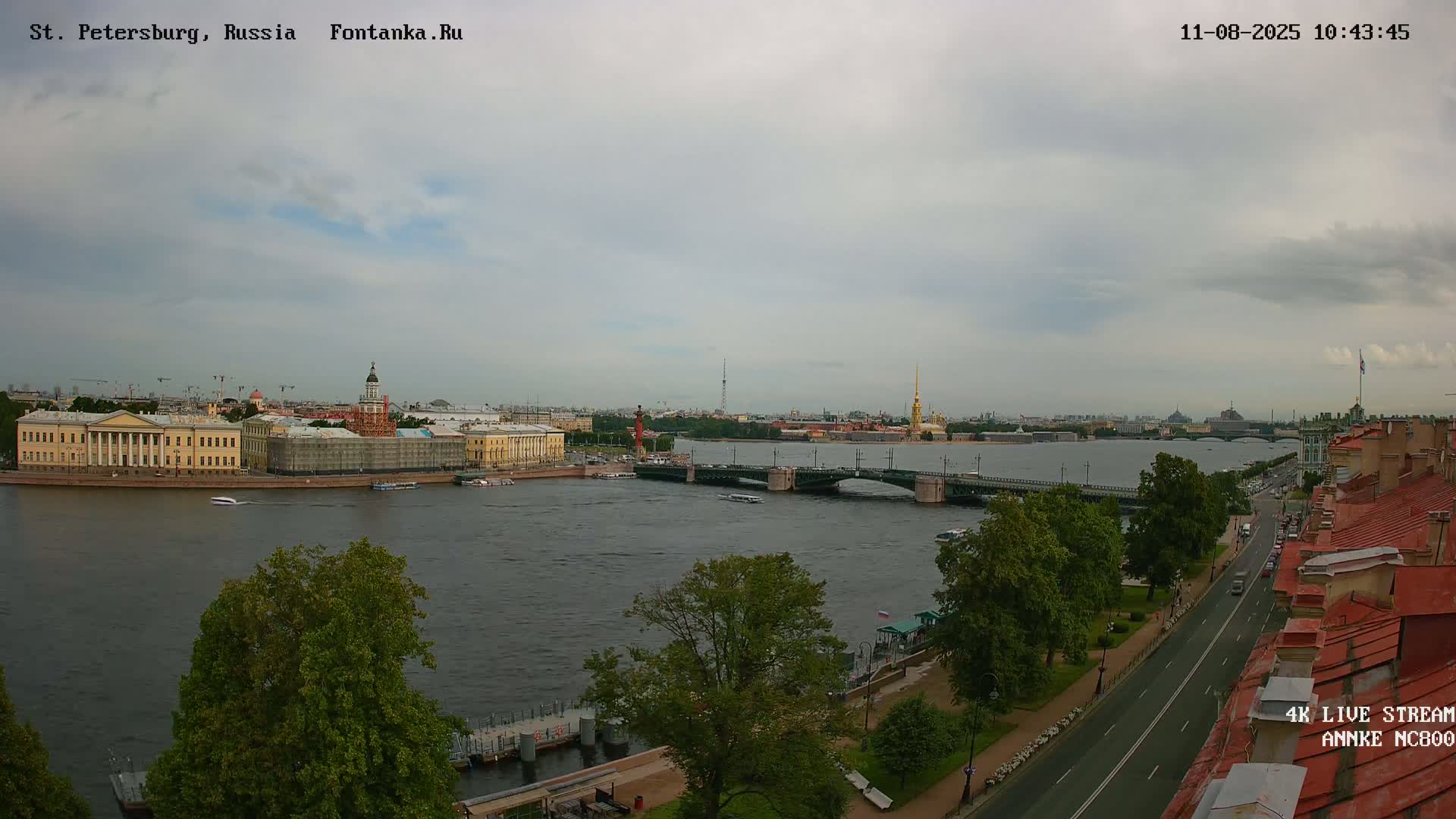 Palace Bridge (Dvortsovyy Most) Live Cam - Admiralteysky Okrug, Admiralteysky, Saint Petersburg, Northwestern (Severo-Zapadnyy), Russia