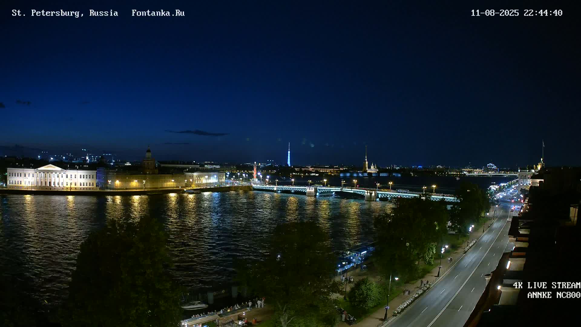Palace Bridge (Dvortsovyy Most) Live Cam - Admiralteysky Okrug, Admiralteysky, Saint Petersburg, Northwestern (Severo-Zapadnyy), Russia