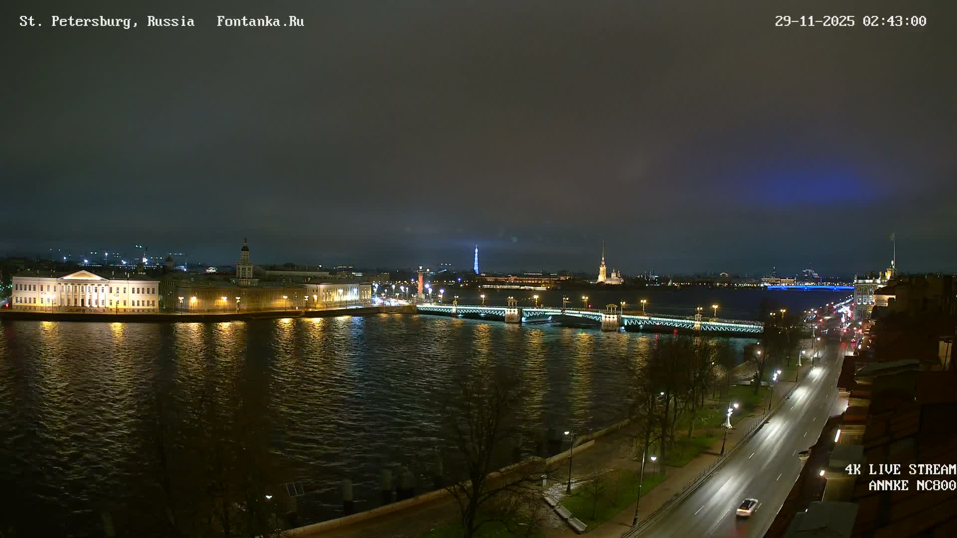 Palace Bridge (Dvortsovyy Most) Live Cam - Admiralteysky Okrug, Admiralteysky, Saint Petersburg, Northwestern (Severo-Zapadnyy), Russia