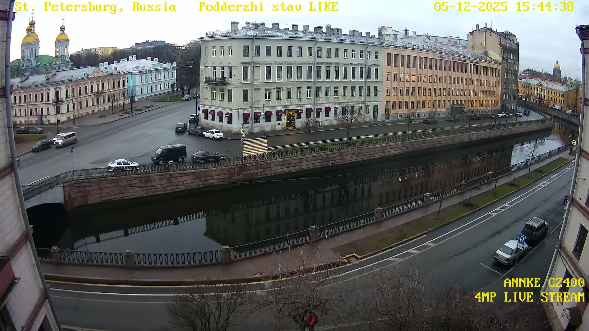 Palace Bridge (Dvortsovyy Most) Live Cam - Admiralteysky Okrug, Admiralteysky, Saint Petersburg, Northwestern (Severo-Zapadnyy), Russia