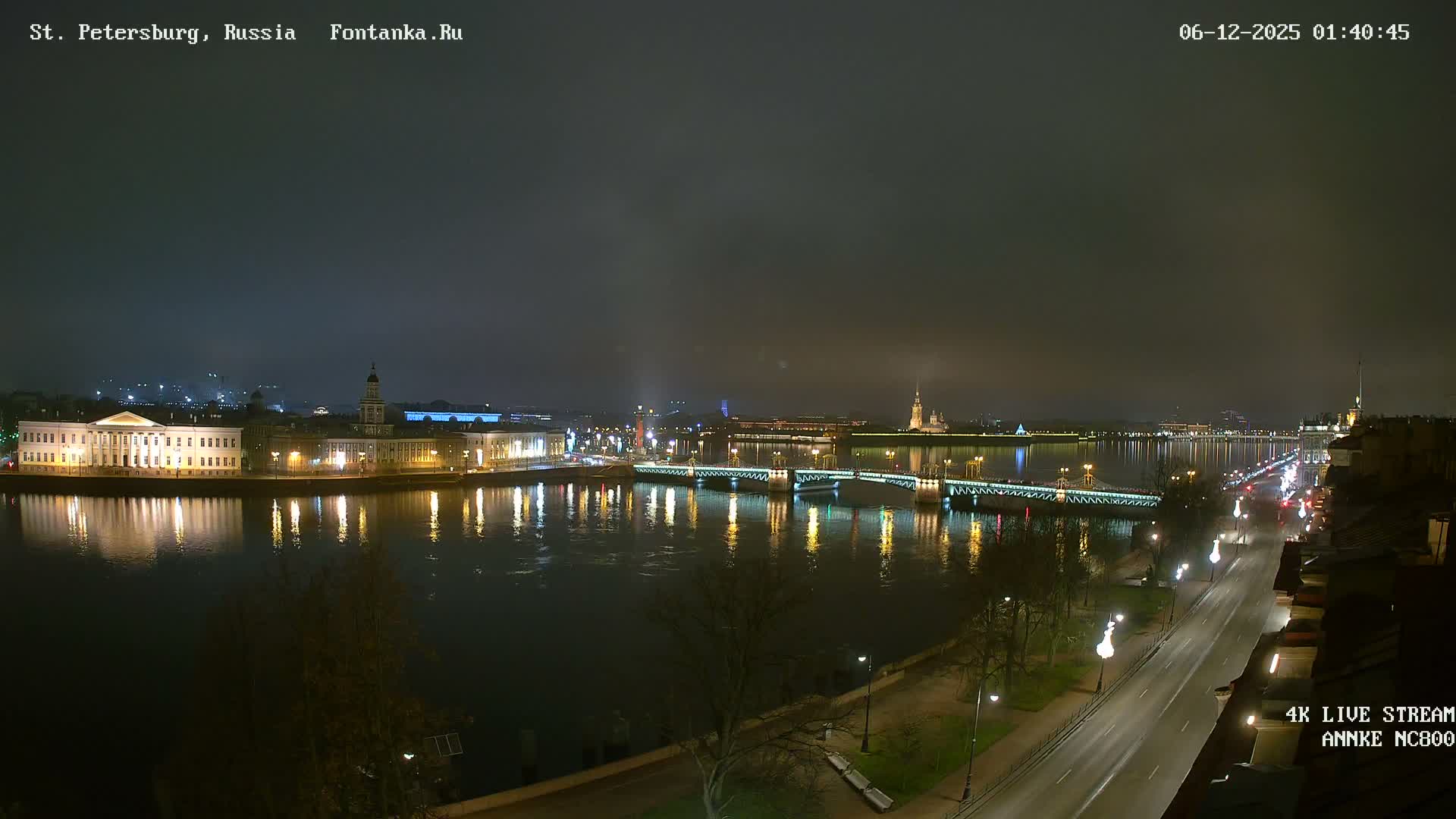 Palace Bridge (Dvortsovyy Most) Live Cam - Admiralteysky Okrug, Admiralteysky, Saint Petersburg, Northwestern (Severo-Zapadnyy), Russia