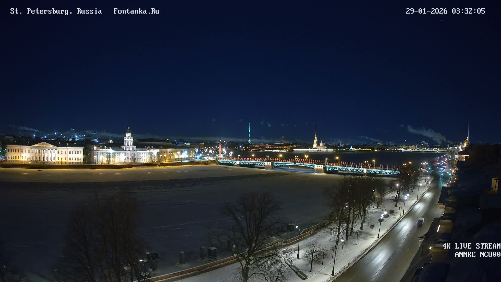 Palace Bridge (Dvortsovyy Most) Live Cam - Admiralteysky Okrug, Admiralteysky, Saint Petersburg, Northwestern (Severo-Zapadnyy), Russia