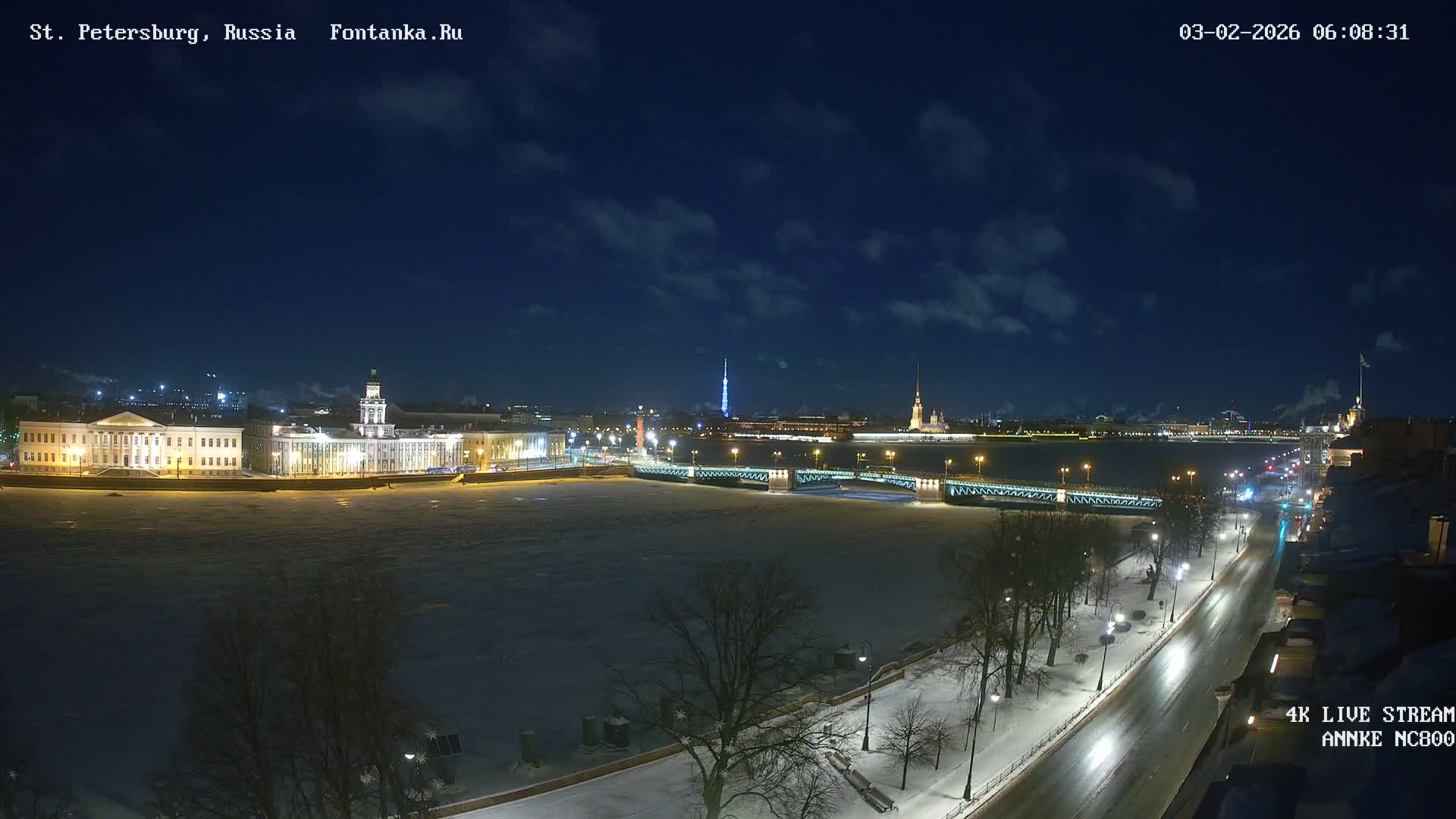 Palace Bridge (Dvortsovyy Most) Live Cam - Admiralteysky Okrug, Admiralteysky, Saint Petersburg, Northwestern (Severo-Zapadnyy), Russia