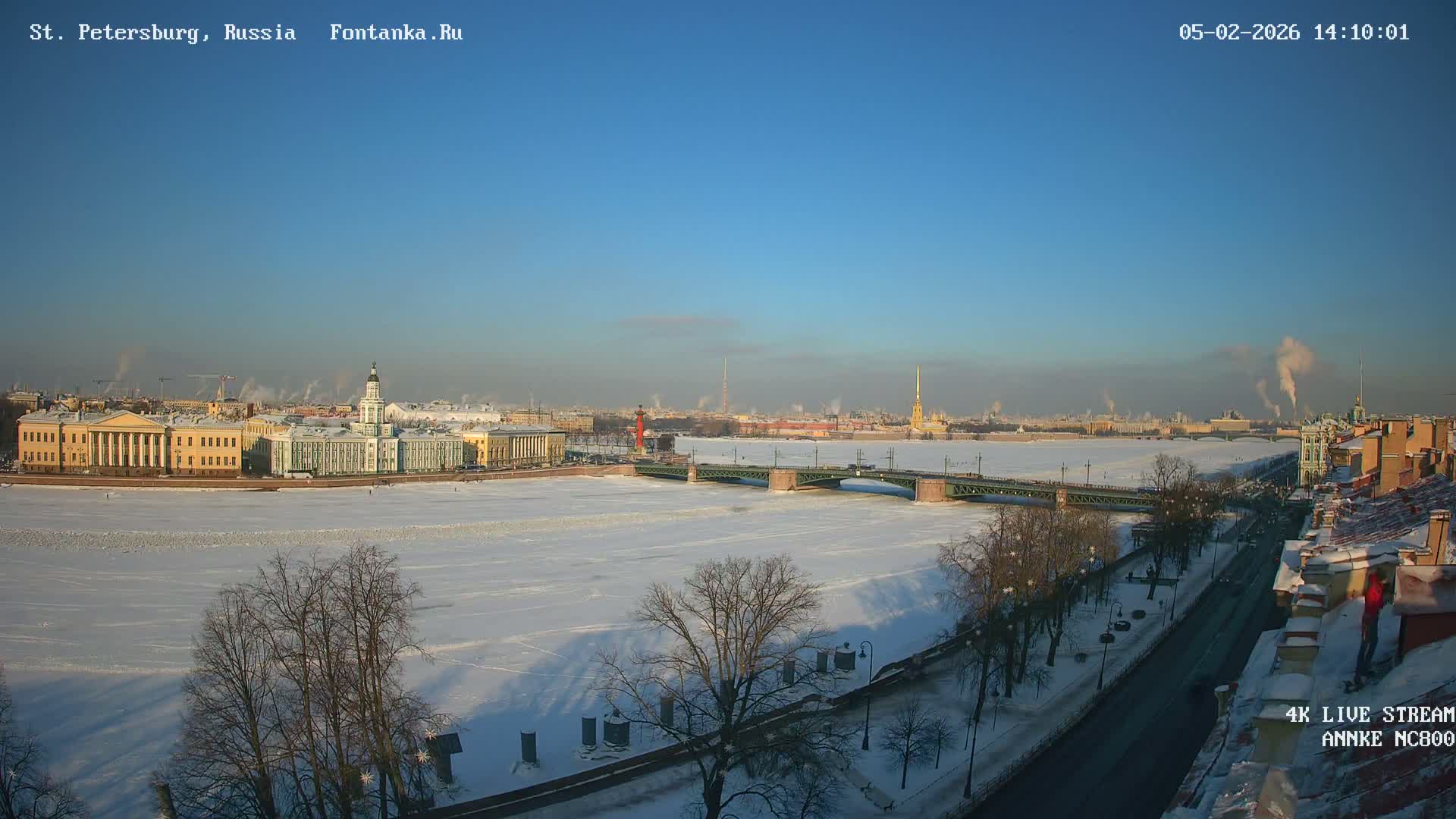 Palace Bridge (Dvortsovyy Most) Live Cam - Admiralteysky Okrug, Admiralteysky, Saint Petersburg, Northwestern (Severo-Zapadnyy), Russia