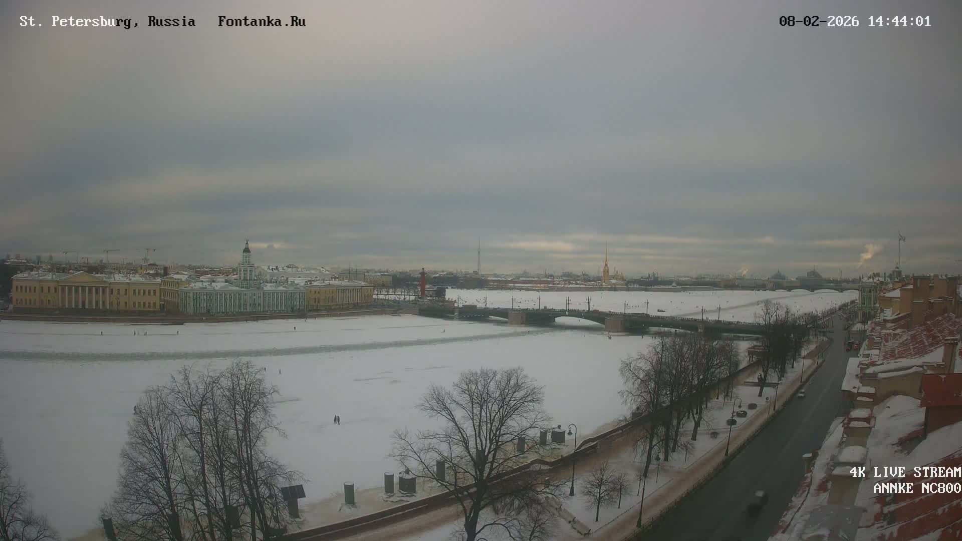Palace Bridge (Dvortsovyy Most) Live Cam - Admiralteysky Okrug, Admiralteysky, Saint Petersburg, Northwestern (Severo-Zapadnyy), Russia