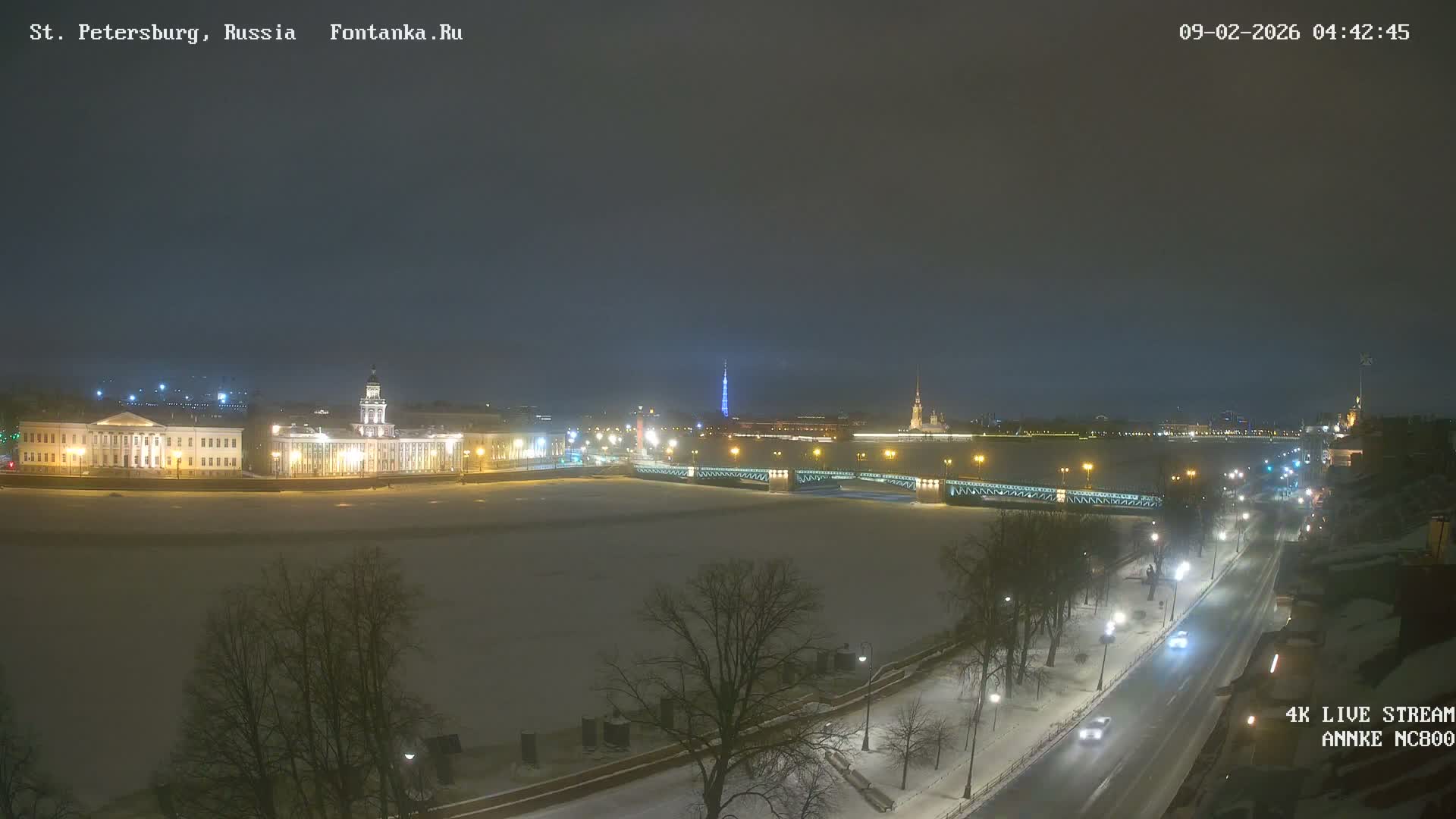 Palace Bridge (Dvortsovyy Most) Live Cam - Admiralteysky Okrug, Admiralteysky, Saint Petersburg, Northwestern (Severo-Zapadnyy), Russia