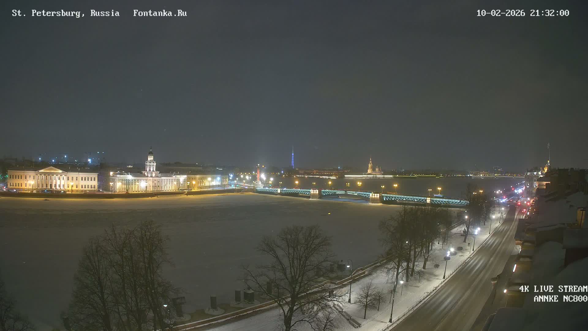 Palace Bridge (Dvortsovyy Most) Live Cam - Admiralteysky Okrug, Admiralteysky, Saint Petersburg, Northwestern (Severo-Zapadnyy), Russia