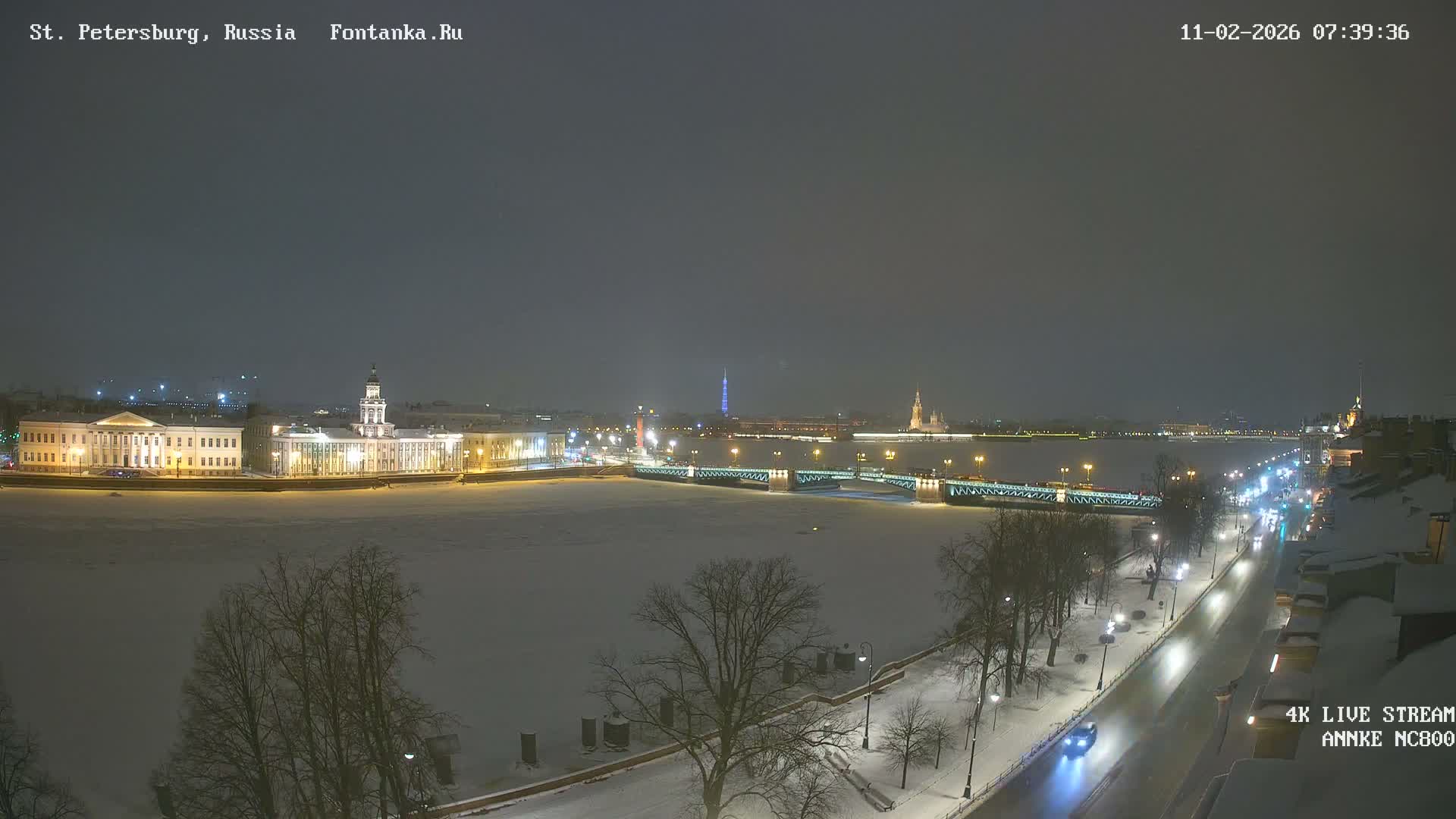 Palace Bridge (Dvortsovyy Most) Live Cam - Admiralteysky Okrug, Admiralteysky, Saint Petersburg, Northwestern (Severo-Zapadnyy), Russia