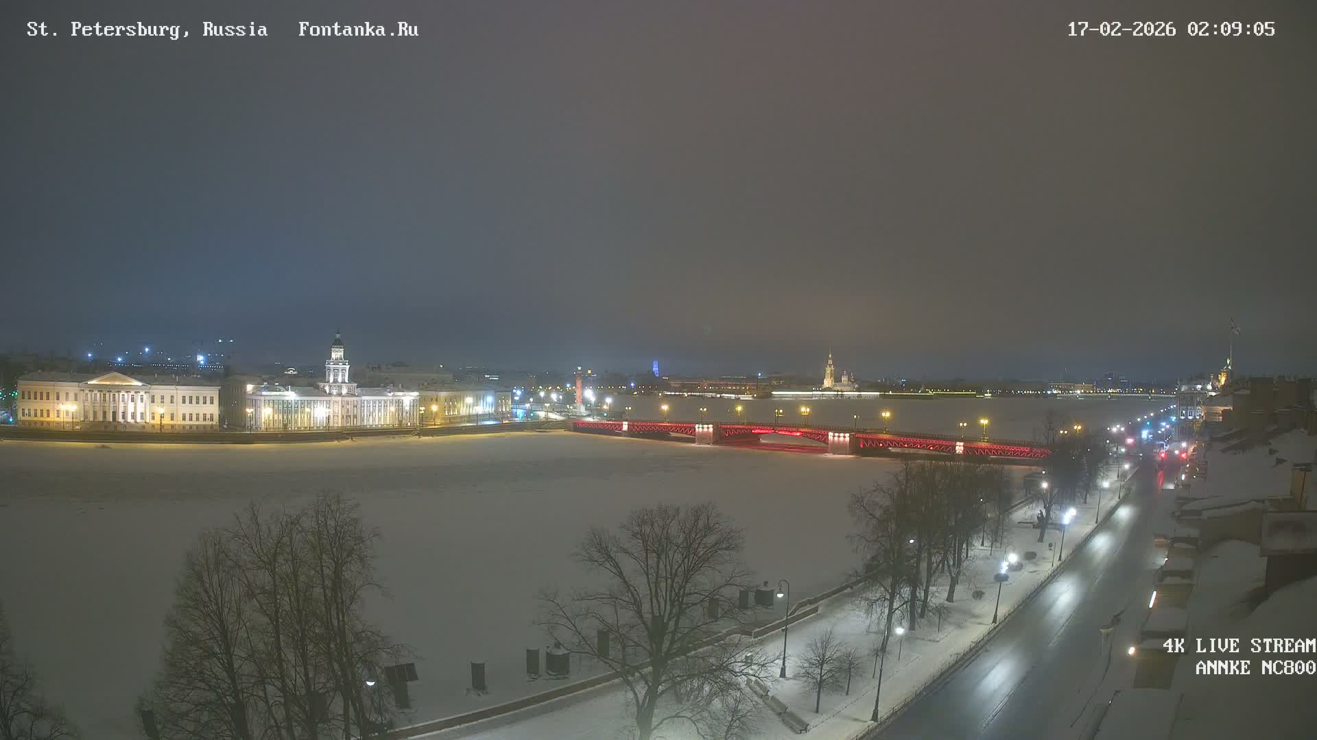 Palace Bridge (Dvortsovyy Most) Live Cam - Admiralteysky Okrug, Admiralteysky, Saint Petersburg, Northwestern (Severo-Zapadnyy), Russia