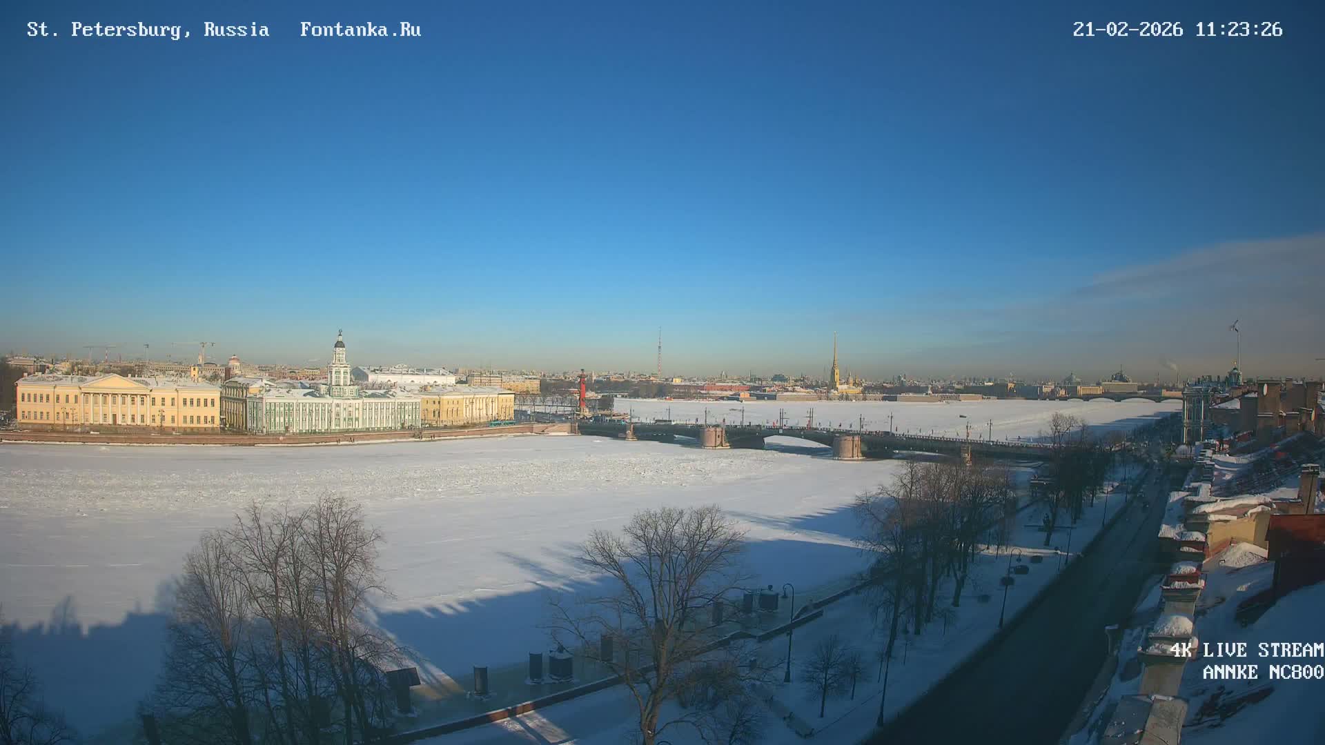Palace Bridge (Dvortsovyy Most) Live Cam - Admiralteysky Okrug, Admiralteysky, Saint Petersburg, Northwestern (Severo-Zapadnyy), Russia