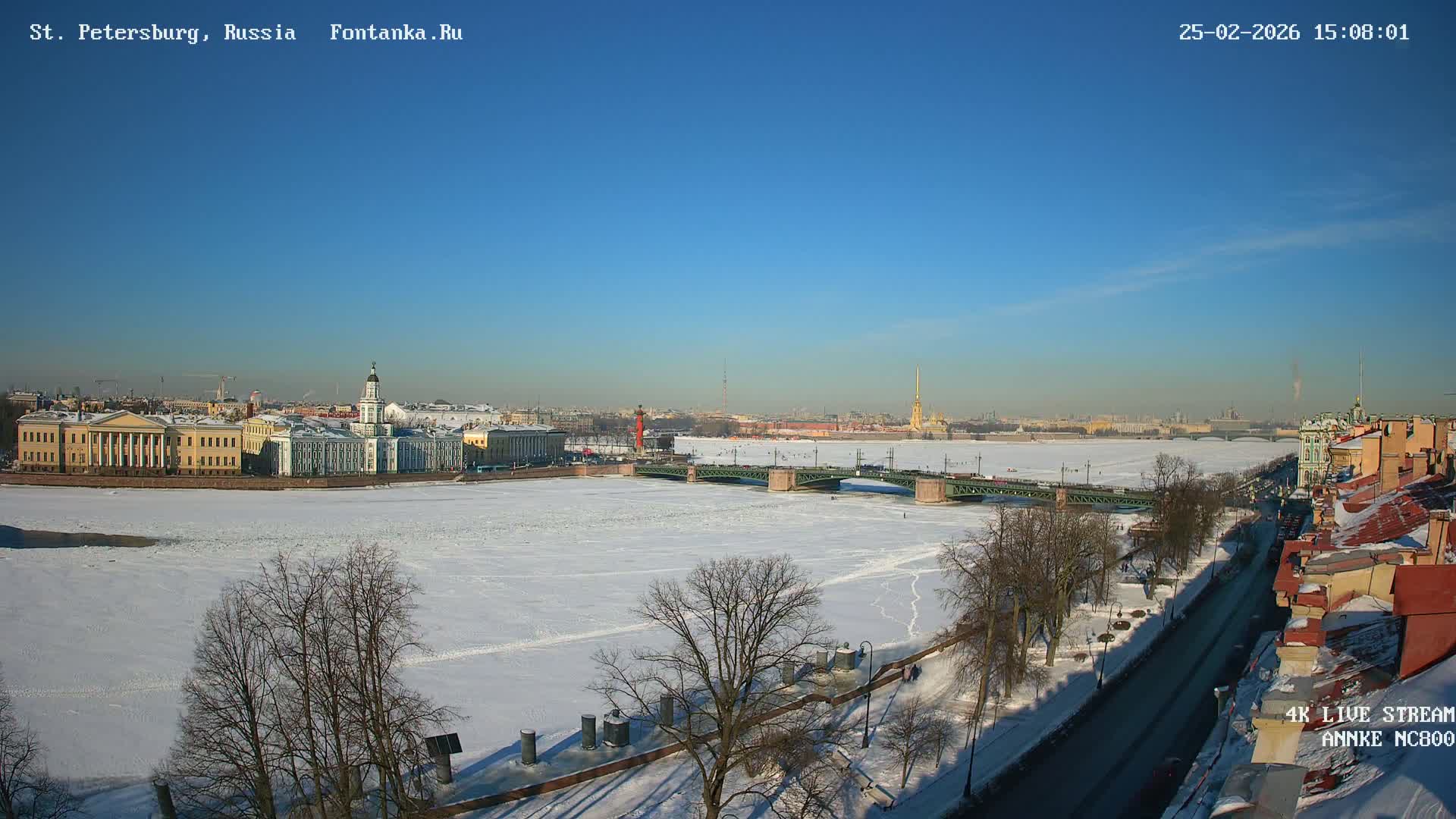 Palace Bridge (Dvortsovyy Most) Live Cam - Admiralteysky Okrug, Admiralteysky, Saint Petersburg, Northwestern (Severo-Zapadnyy), Russia