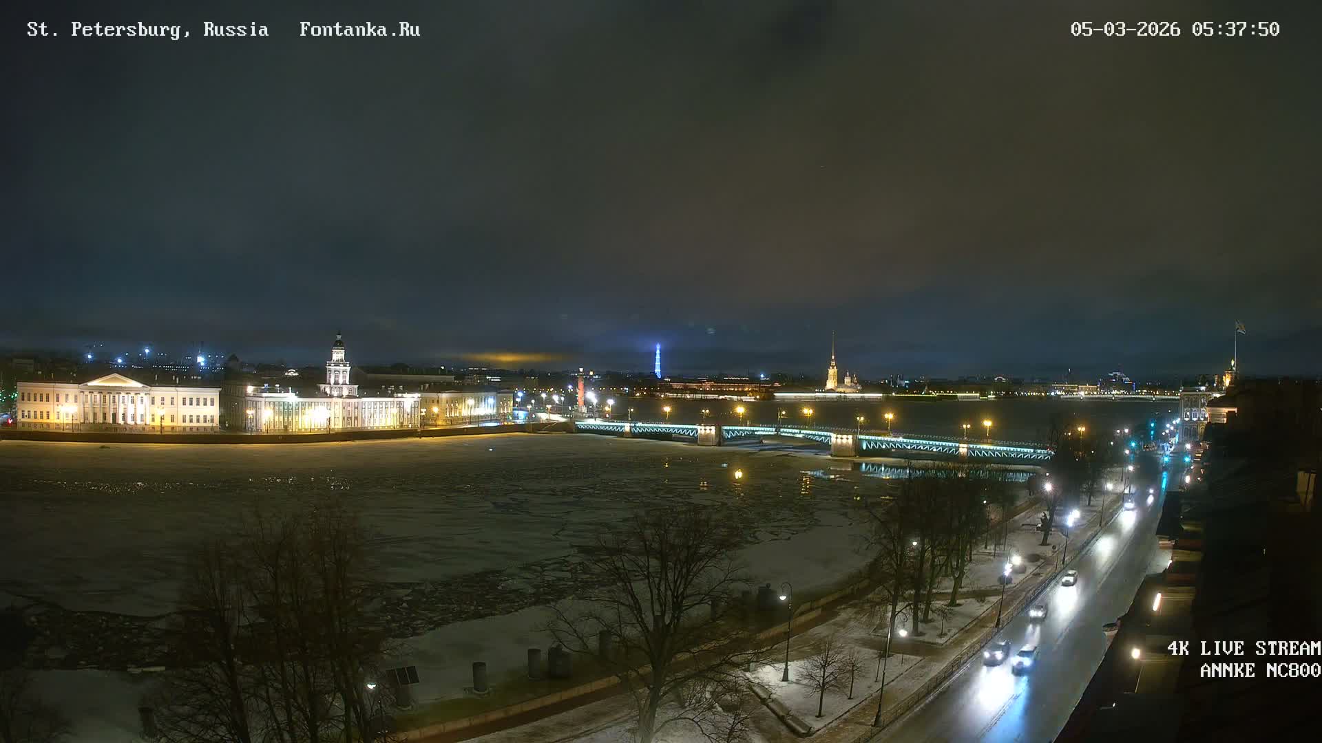 Palace Bridge (Dvortsovyy Most) Live Cam - Admiralteysky Okrug, Admiralteysky, Saint Petersburg, Northwestern (Severo-Zapadnyy), Russia