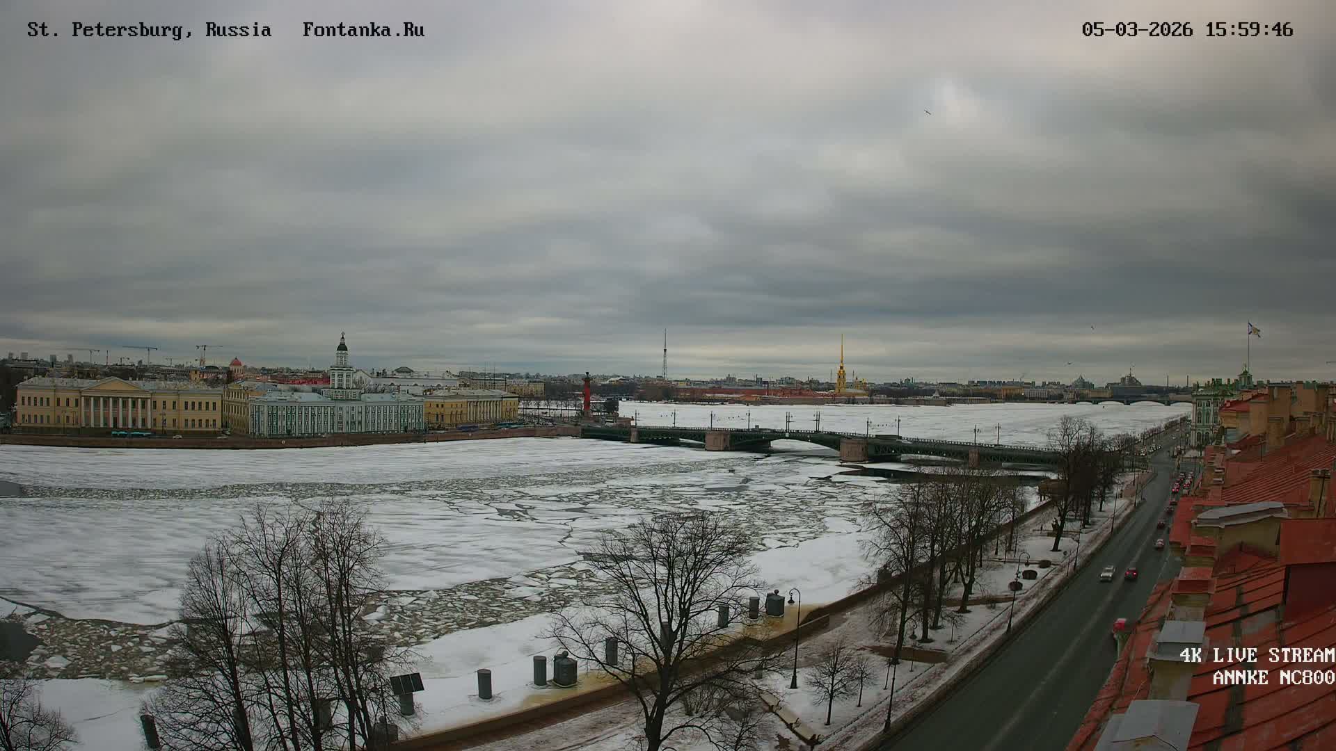 Palace Bridge (Dvortsovyy Most) Live Cam - Admiralteysky Okrug, Admiralteysky, Saint Petersburg, Northwestern (Severo-Zapadnyy), Russia