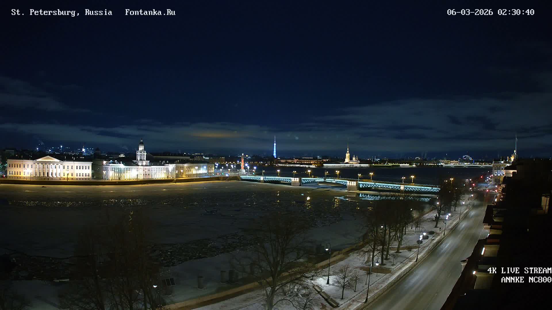 Palace Bridge (Dvortsovyy Most) Live Cam - Admiralteysky Okrug, Admiralteysky, Saint Petersburg, Northwestern (Severo-Zapadnyy), Russia