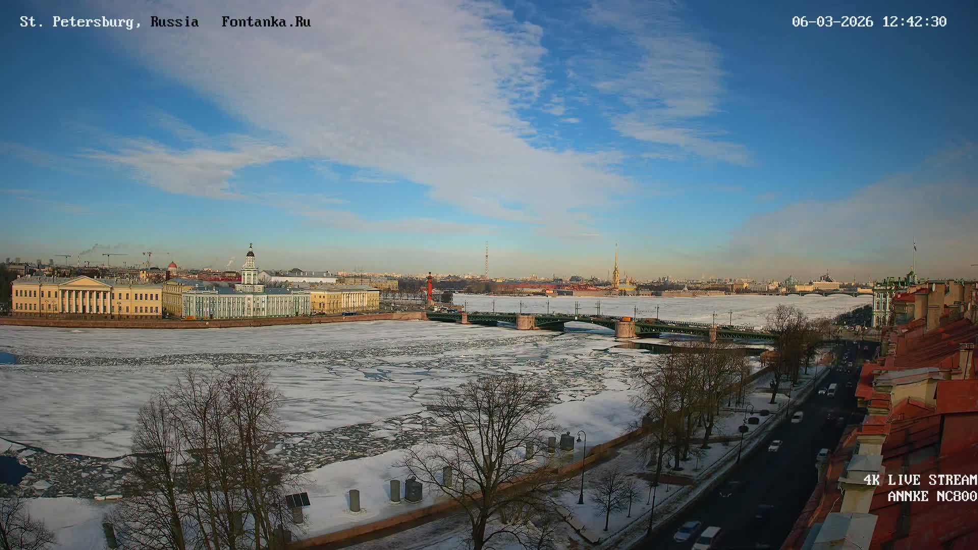 Palace Bridge (Dvortsovyy Most) Live Cam - Admiralteysky Okrug, Admiralteysky, Saint Petersburg, Northwestern (Severo-Zapadnyy), Russia