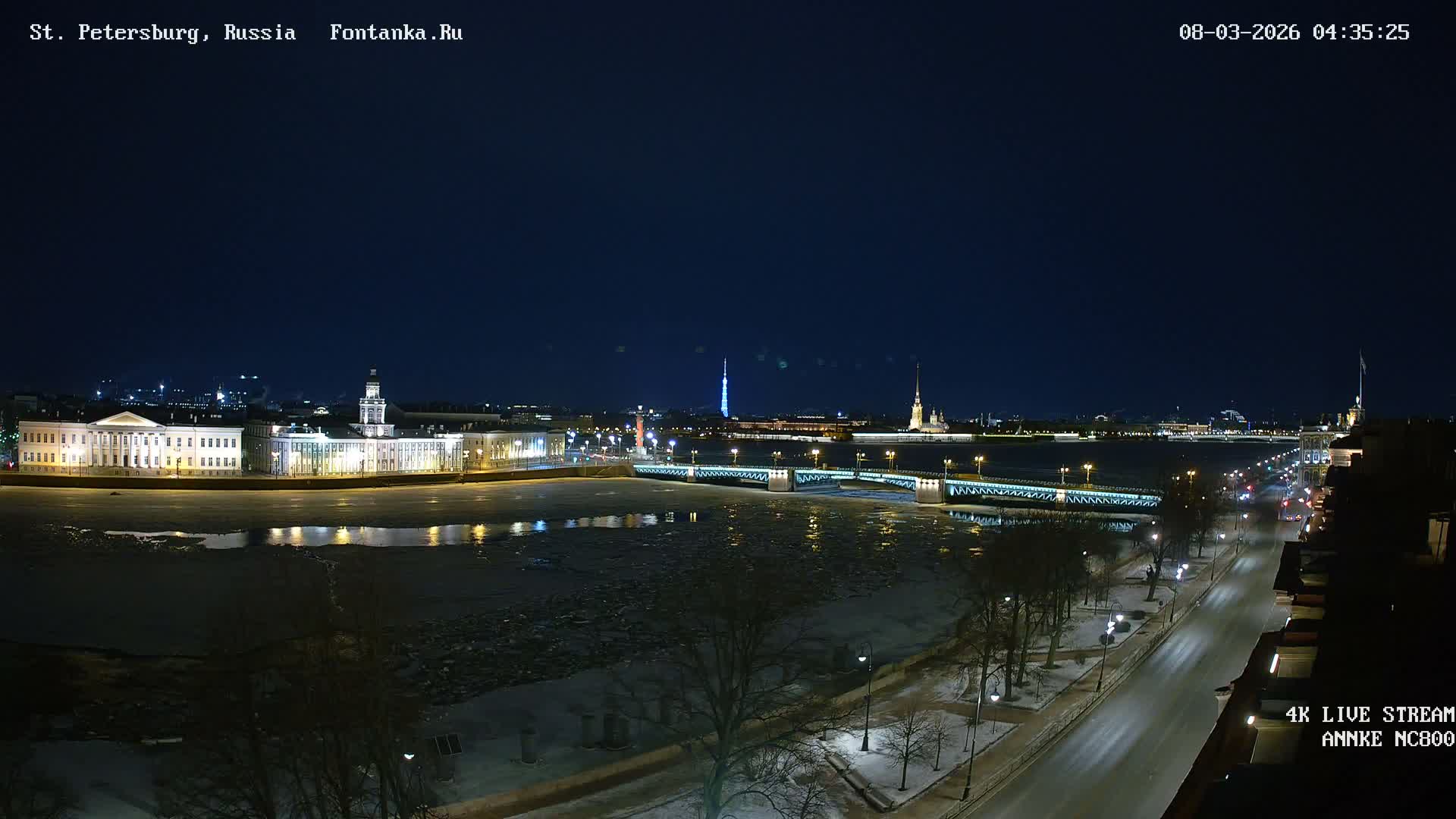Palace Bridge (Dvortsovyy Most) Live Cam - Admiralteysky Okrug, Admiralteysky, Saint Petersburg, Northwestern (Severo-Zapadnyy), Russia