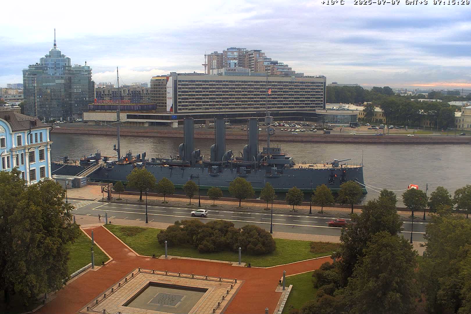 Museum of Russian Historic Cruiser Ship/Aurora Concert Hall & East St. Petersburg Skyline Live Cam - Posadsky, Petrogradsky, Saint Petersburg, Northwestern (Severo-Zapadnyy), Russia