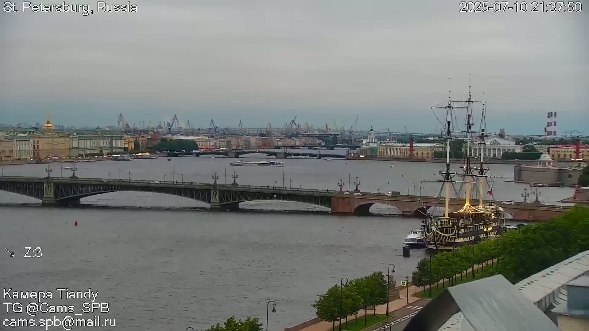 St. Petersburg Trinity Bridge (Troitsky Most) & South St. Petersburg Skyline Live Cam - Posadsky, Petrogradsky, Saint Petersburg, Northwestern (Severo-Zapadnyy), Russia