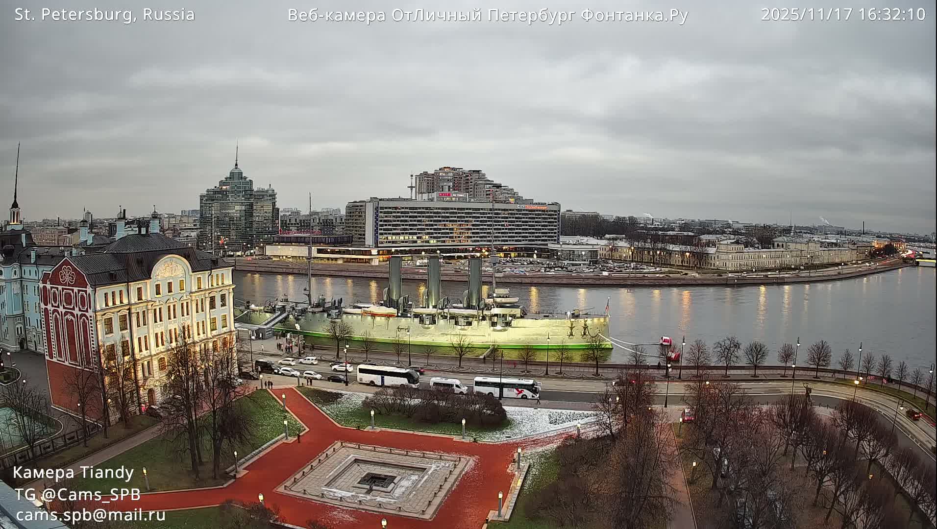 St. Petersburg Trinity Bridge (Troitsky Most) & South St. Petersburg Skyline Live Cam - Posadsky, Petrogradsky, Saint Petersburg, Northwestern (Severo-Zapadnyy), Russia