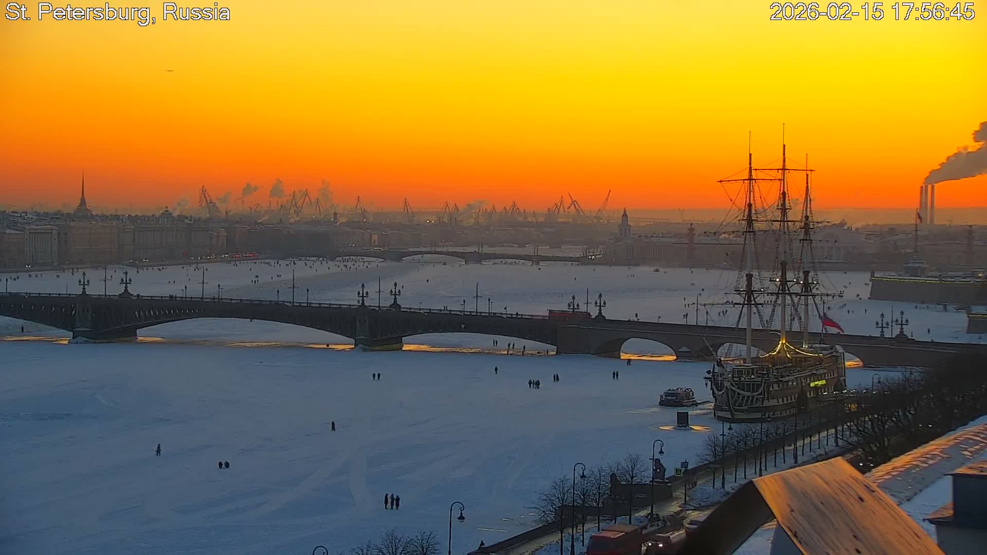 St. Petersburg Trinity Bridge (Troitsky Most) & South St. Petersburg Skyline Live Cam - Posadsky, Petrogradsky, Saint Petersburg, Northwestern (Severo-Zapadnyy), Russia