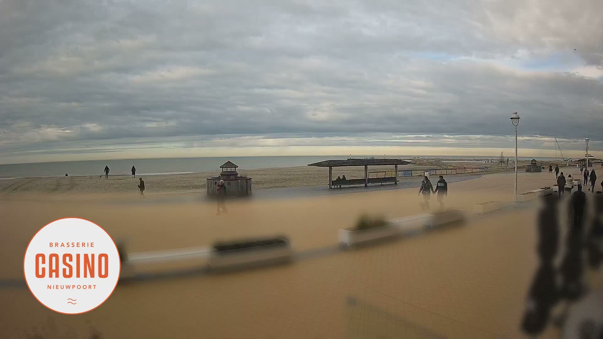 Nieuwpoort, Groenendijk Strand Beach Live Cam - Veurne (Furnes), West Flanders (Flandre-Occidentale), Flemish (Flamande), Belgium