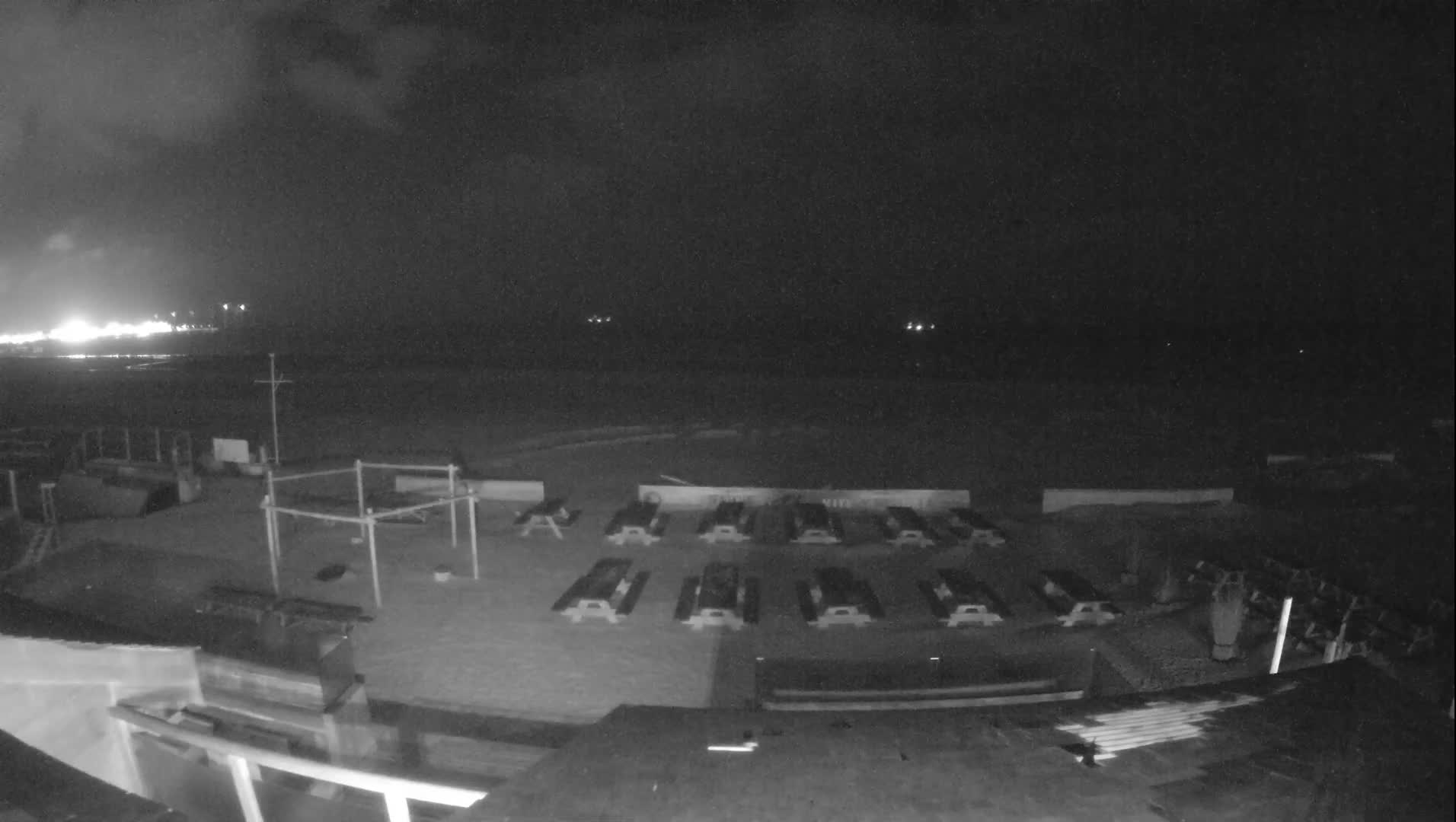 Knokke-Heist, Heist-ann-Zee, Duinbergen Strand Beach Live Cam - Bruges, West Flanders (Flandre-Occidentale), Flemish (Flamande), Belgium