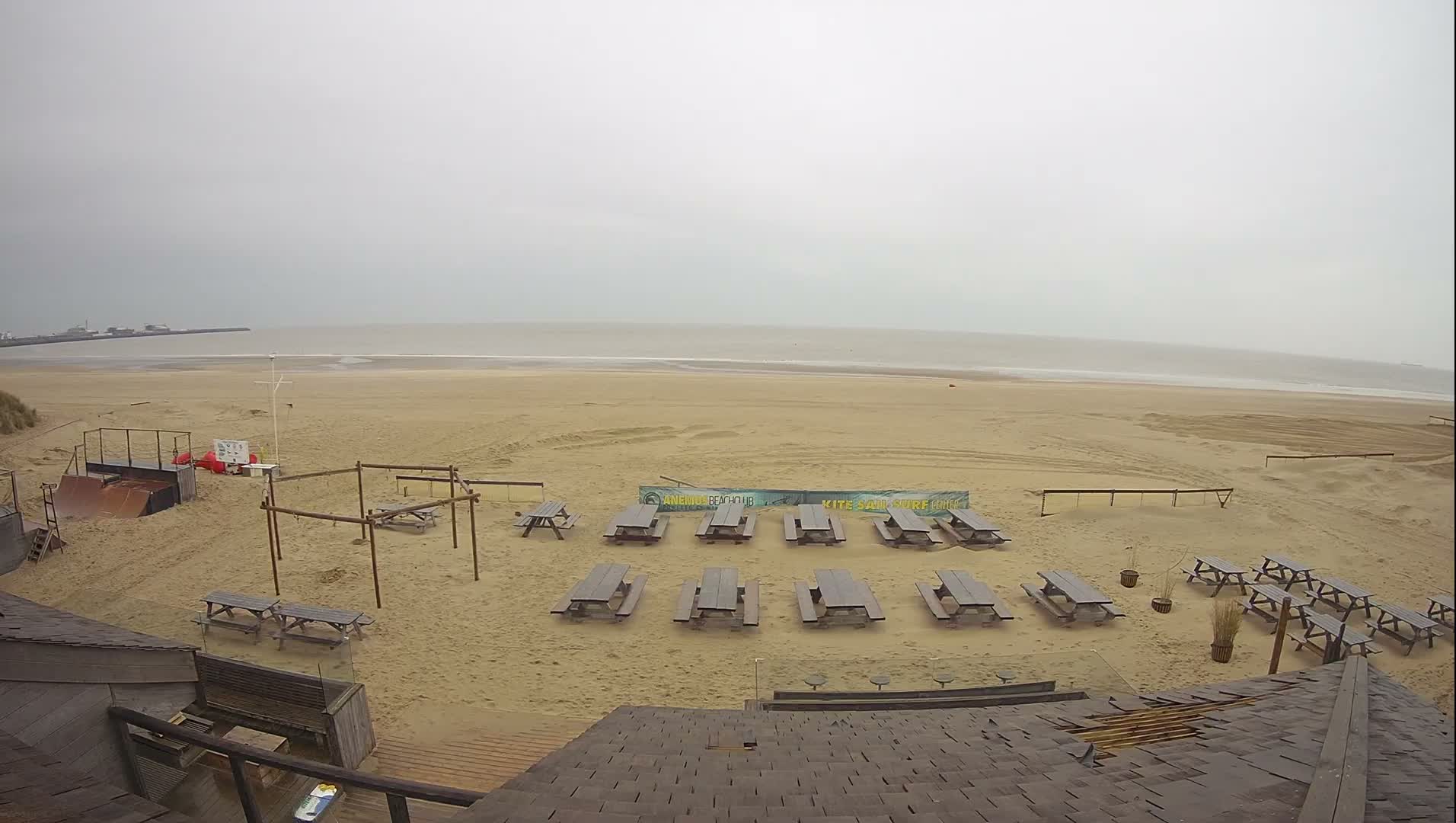 Knokke-Heist, Heist-ann-Zee, Duinbergen Strand Beach Live Cam - Bruges, West Flanders (Flandre-Occidentale), Flemish (Flamande), Belgium