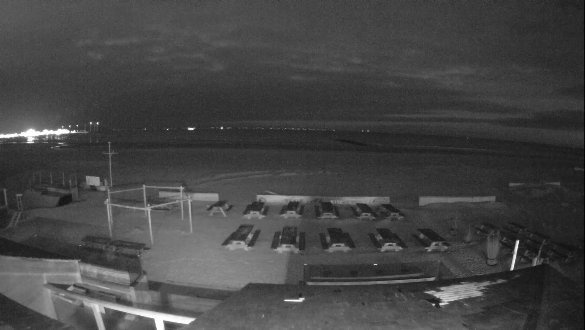 Knokke-Heist, Heist-ann-Zee, Duinbergen Strand Beach Live Cam - Bruges, West Flanders (Flandre-Occidentale), Flemish (Flamande), Belgium