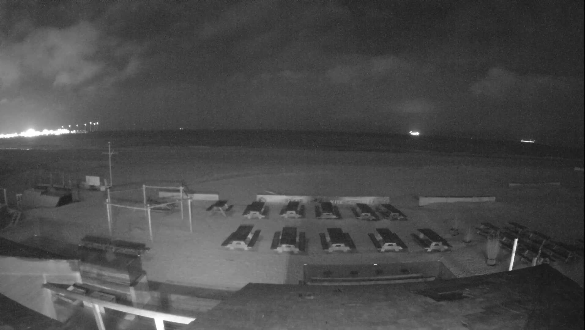 Knokke-Heist, Heist-ann-Zee, Duinbergen Strand Beach Live Cam - Bruges, West Flanders (Flandre-Occidentale), Flemish (Flamande), Belgium