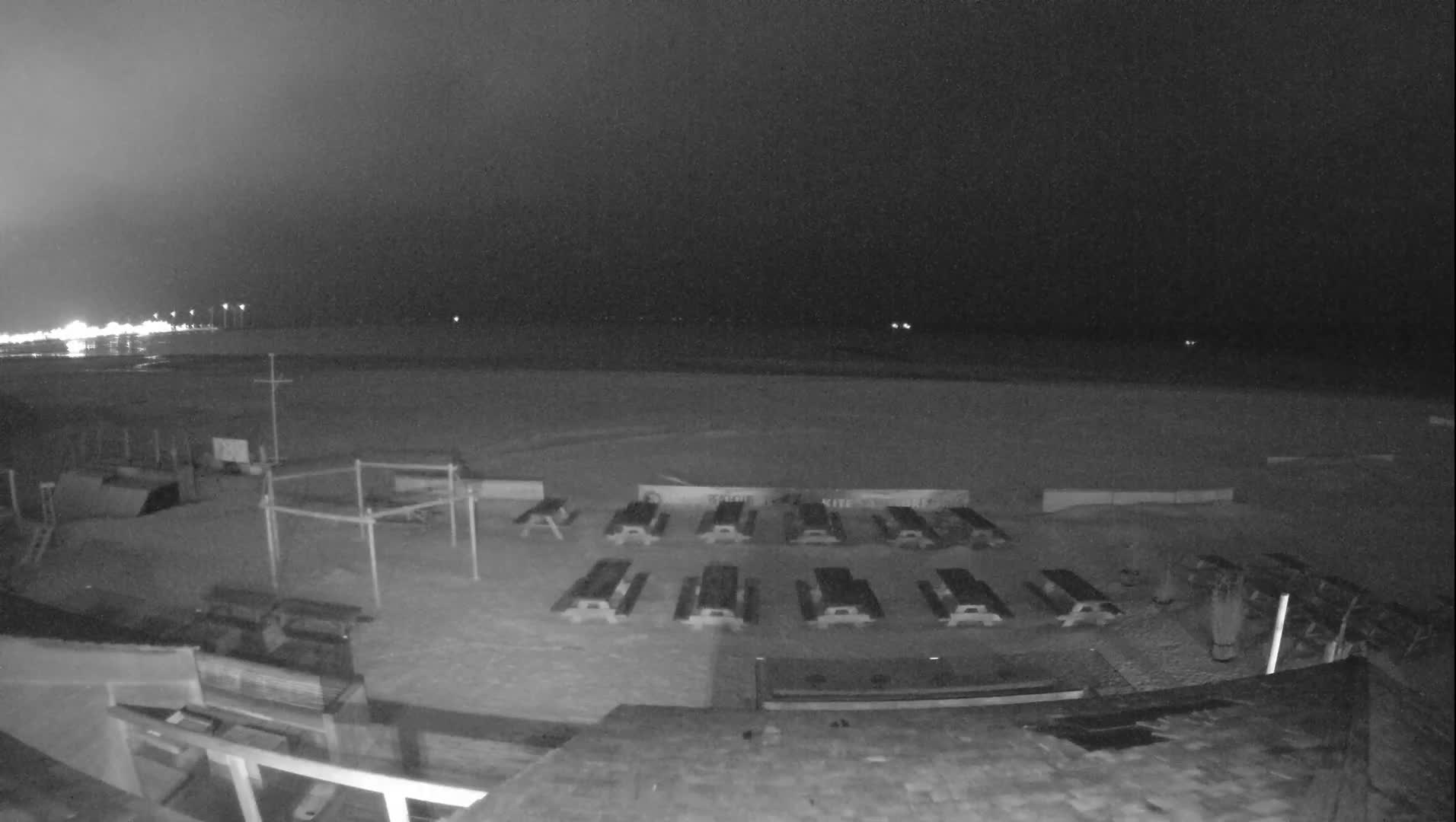 Knokke-Heist, Heist-ann-Zee, Duinbergen Strand Beach Live Cam - Bruges, West Flanders (Flandre-Occidentale), Flemish (Flamande), Belgium