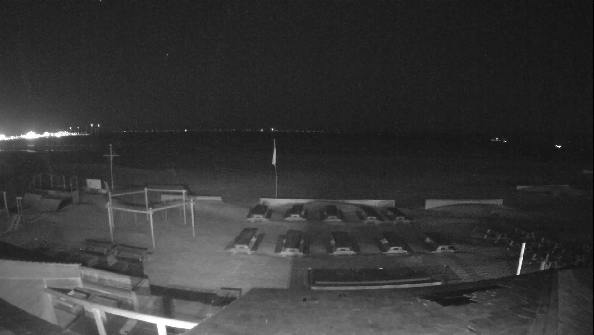 Knokke-Heist, Heist-ann-Zee, Duinbergen Strand Beach Live Cam - Bruges, West Flanders (Flandre-Occidentale), Flemish (Flamande), Belgium