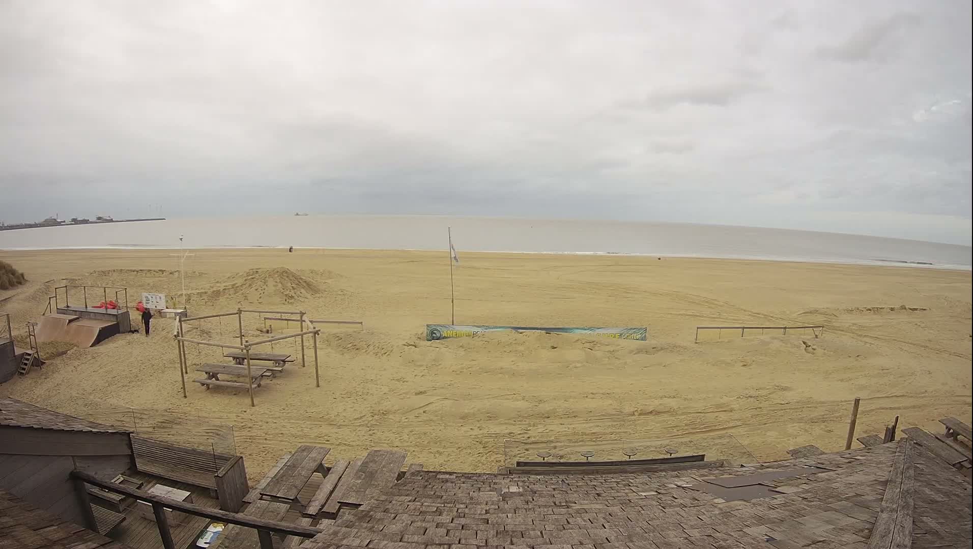 Knokke-Heist, Heist-ann-Zee, Duinbergen Strand Beach Live Cam - Bruges, West Flanders (Flandre-Occidentale), Flemish (Flamande), Belgium