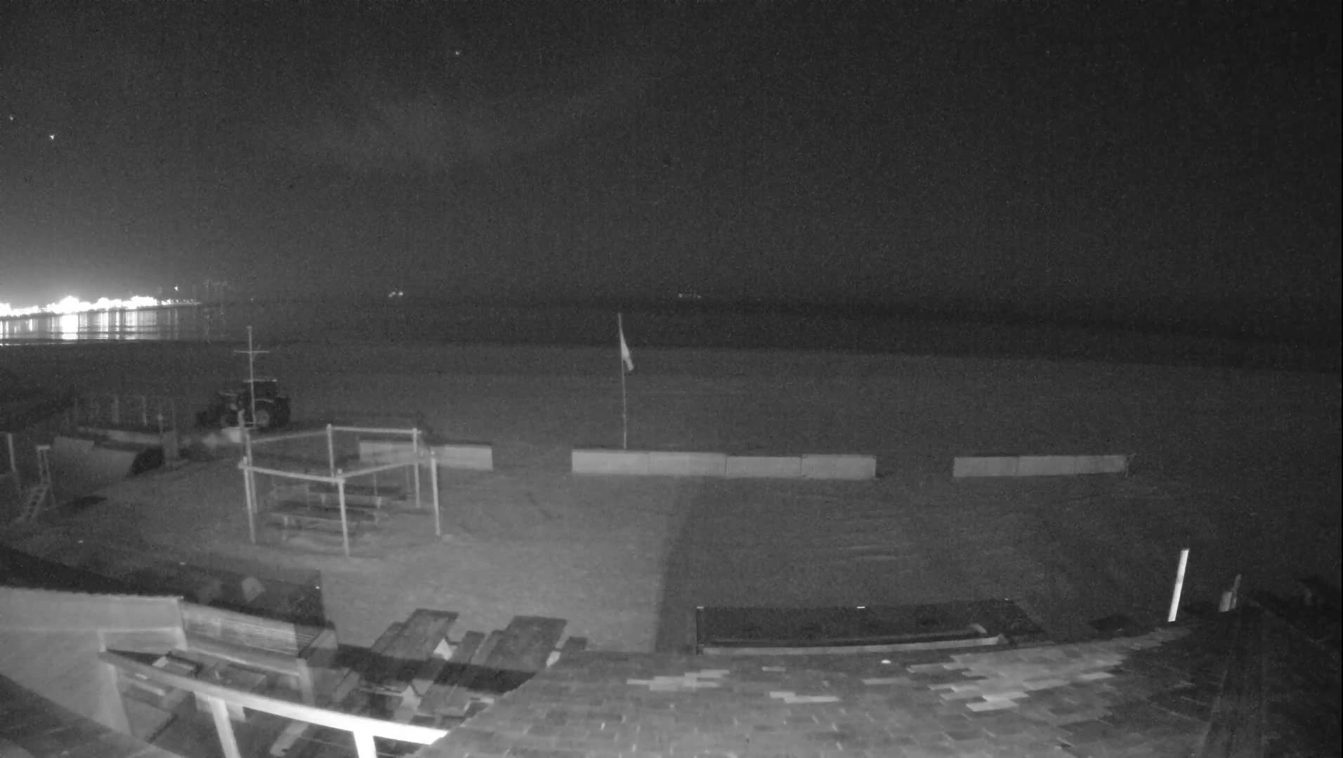 Knokke-Heist, Heist-ann-Zee, Duinbergen Strand Beach Live Cam - Bruges, West Flanders (Flandre-Occidentale), Flemish (Flamande), Belgium