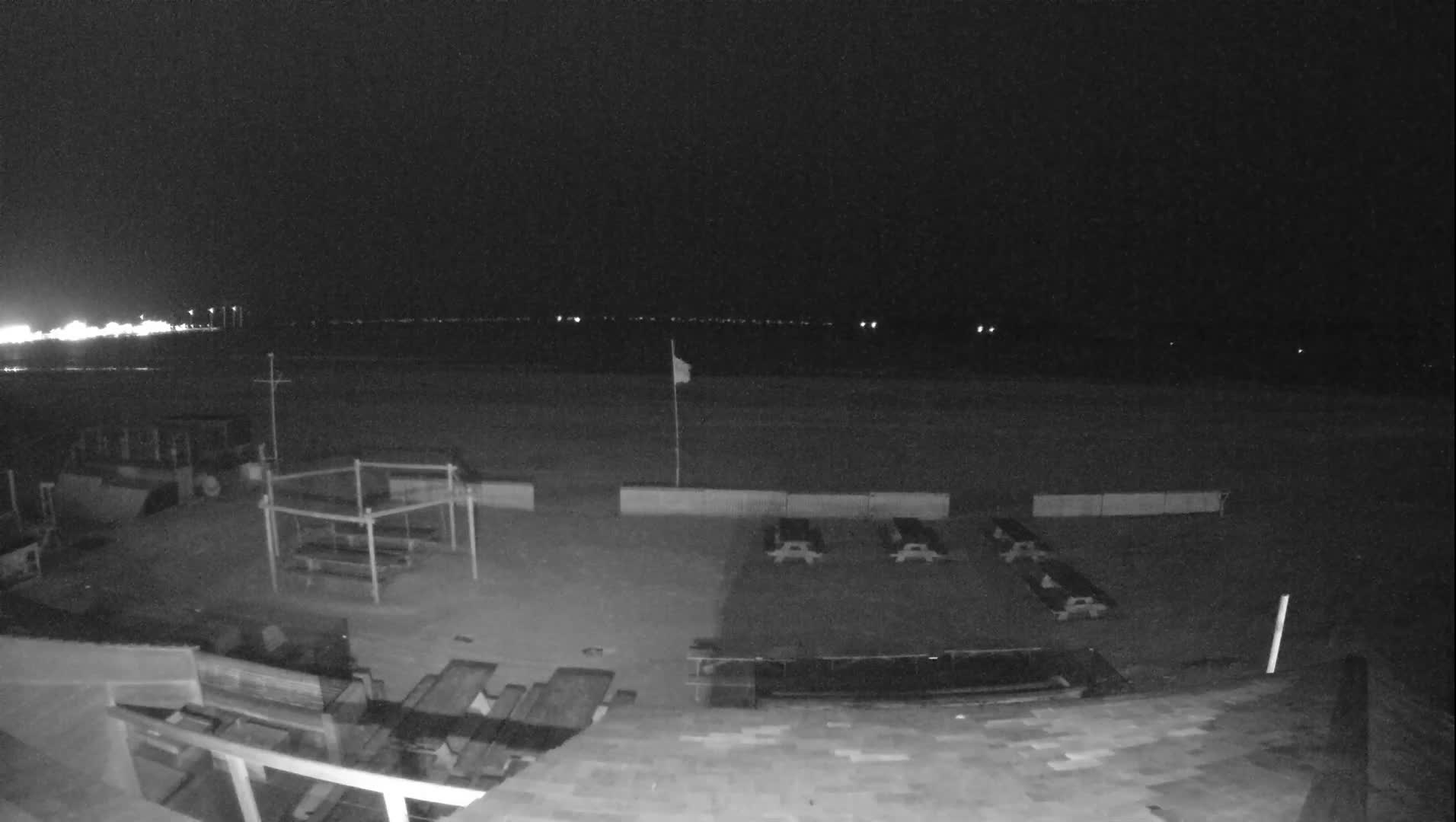 Knokke-Heist, Heist-ann-Zee, Duinbergen Strand Beach Live Cam - Bruges, West Flanders (Flandre-Occidentale), Flemish (Flamande), Belgium
