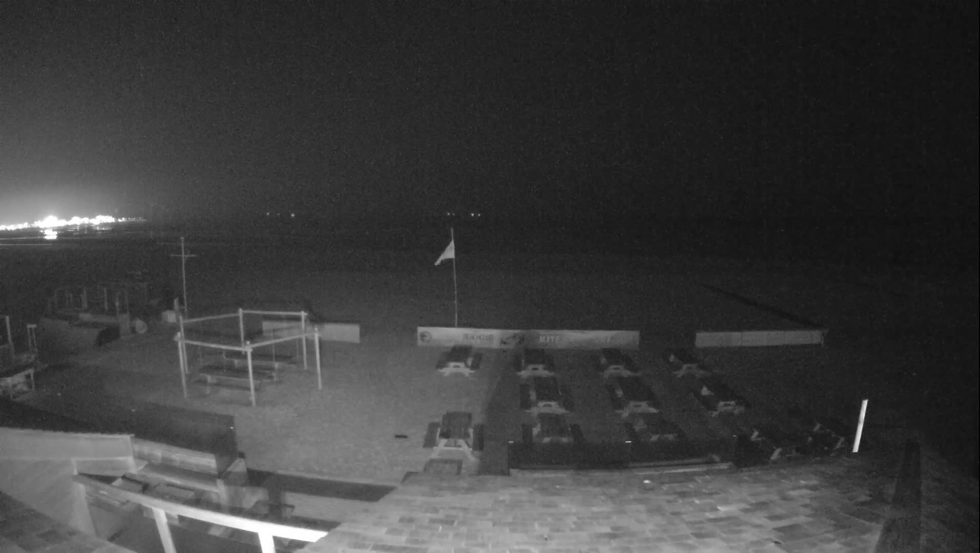Knokke-Heist, Heist-ann-Zee, Duinbergen Strand Beach Live Cam - Bruges, West Flanders (Flandre-Occidentale), Flemish (Flamande), Belgium