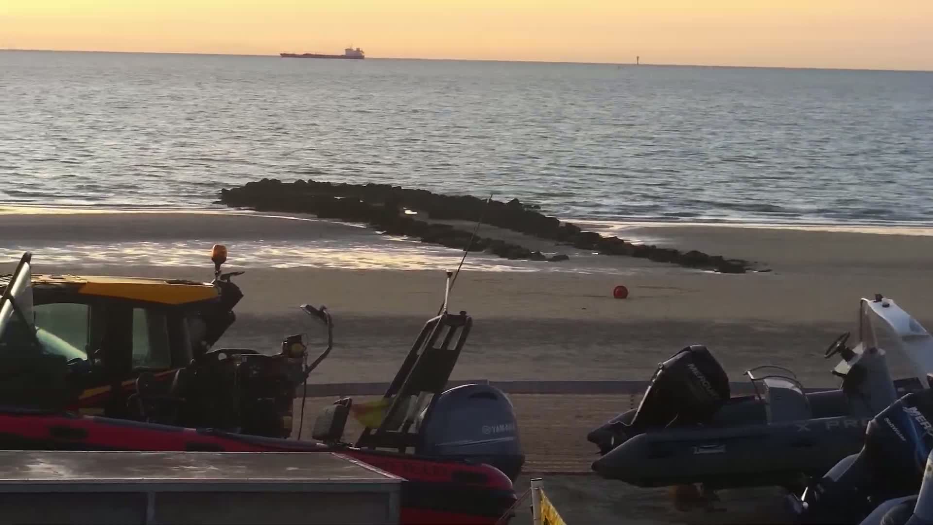 Knokke-Heist, Strand Het Zoute Beach Live Cam - Bruges, West Flanders (Flandre-Occidentale), Flemish (Flamande), Belgium