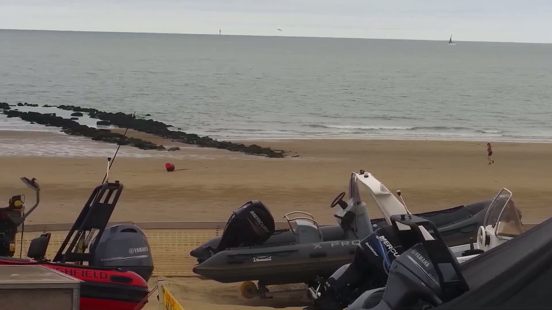 Knokke-Heist, Strand Het Zoute Beach Live Cam - Bruges, West Flanders (Flandre-Occidentale), Flemish (Flamande), Belgium