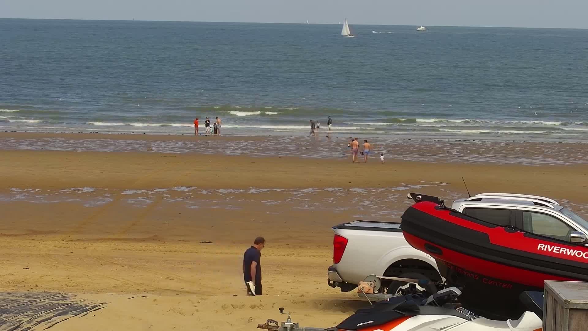 Knokke-Heist, Strand Het Zoute Beach Live Cam - Bruges, West Flanders (Flandre-Occidentale), Flemish (Flamande), Belgium