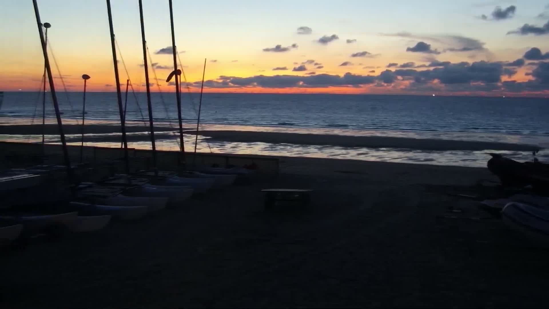 Knokke-Heist, Strand Het Zoute Beach Live Cam - Bruges, West Flanders (Flandre-Occidentale), Flemish (Flamande), Belgium