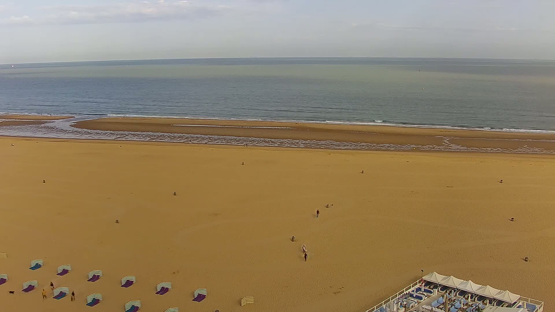 Ostend City & Strand Oostande Beach Live Cam - Ostend(Ostende), West Flanders (Flandre-Occidentale), Flemish (Flamande), Belgium