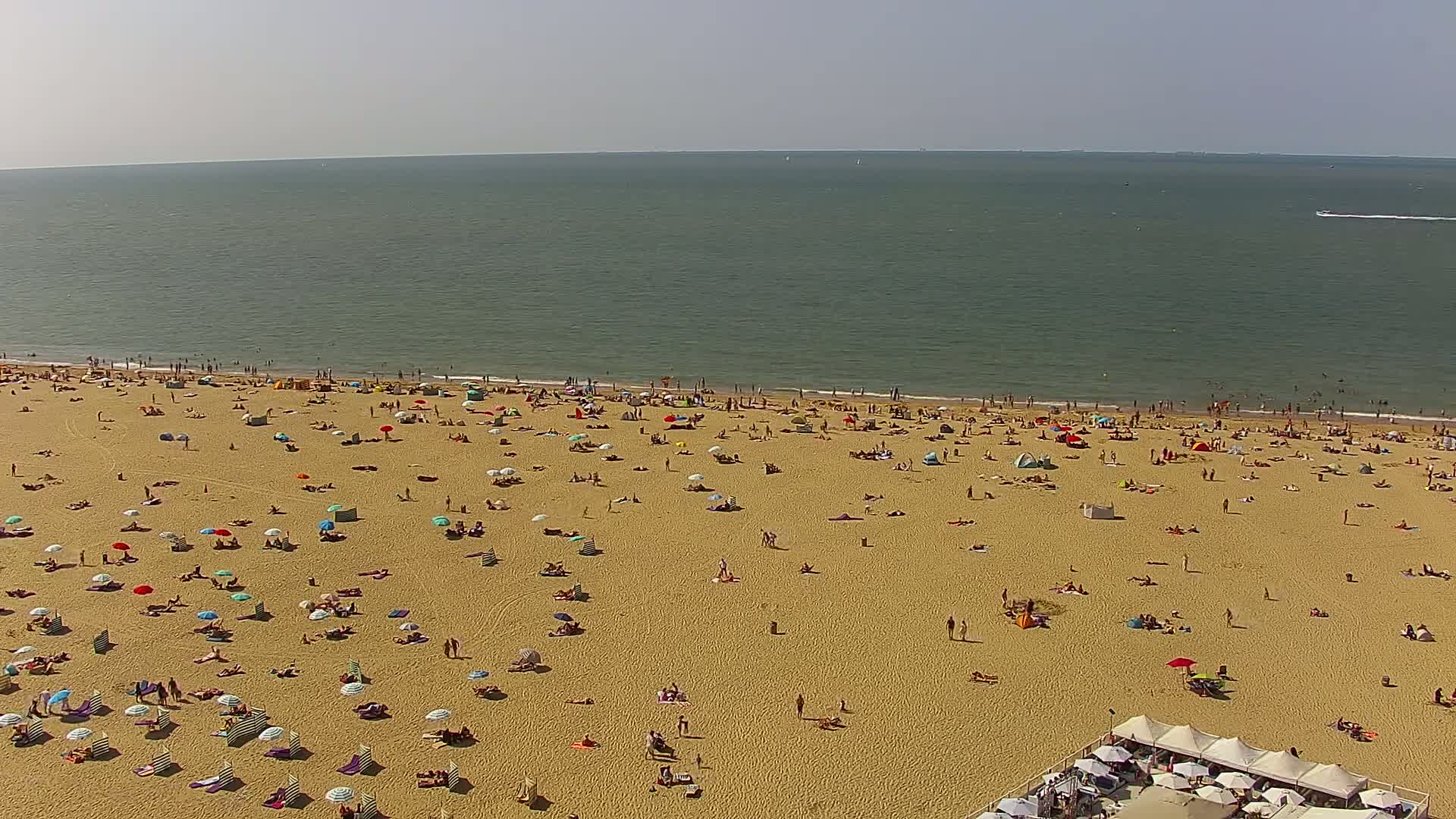 Ostend City & Strand Oostande Beach Live Cam - Ostend(Ostende), West Flanders (Flandre-Occidentale), Flemish (Flamande), Belgium