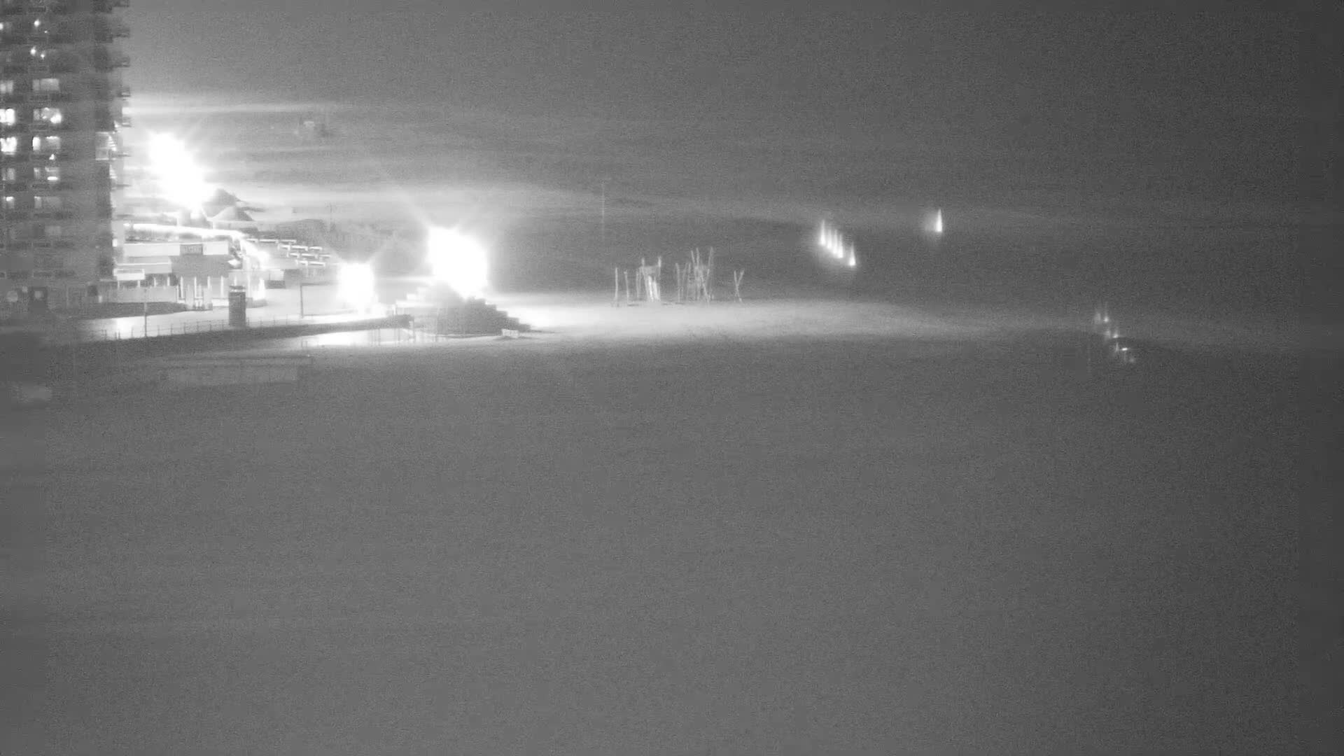 Ostend City & Strand Oostande Beach Live Cam - Ostend(Ostende), West Flanders (Flandre-Occidentale), Flemish (Flamande), Belgium