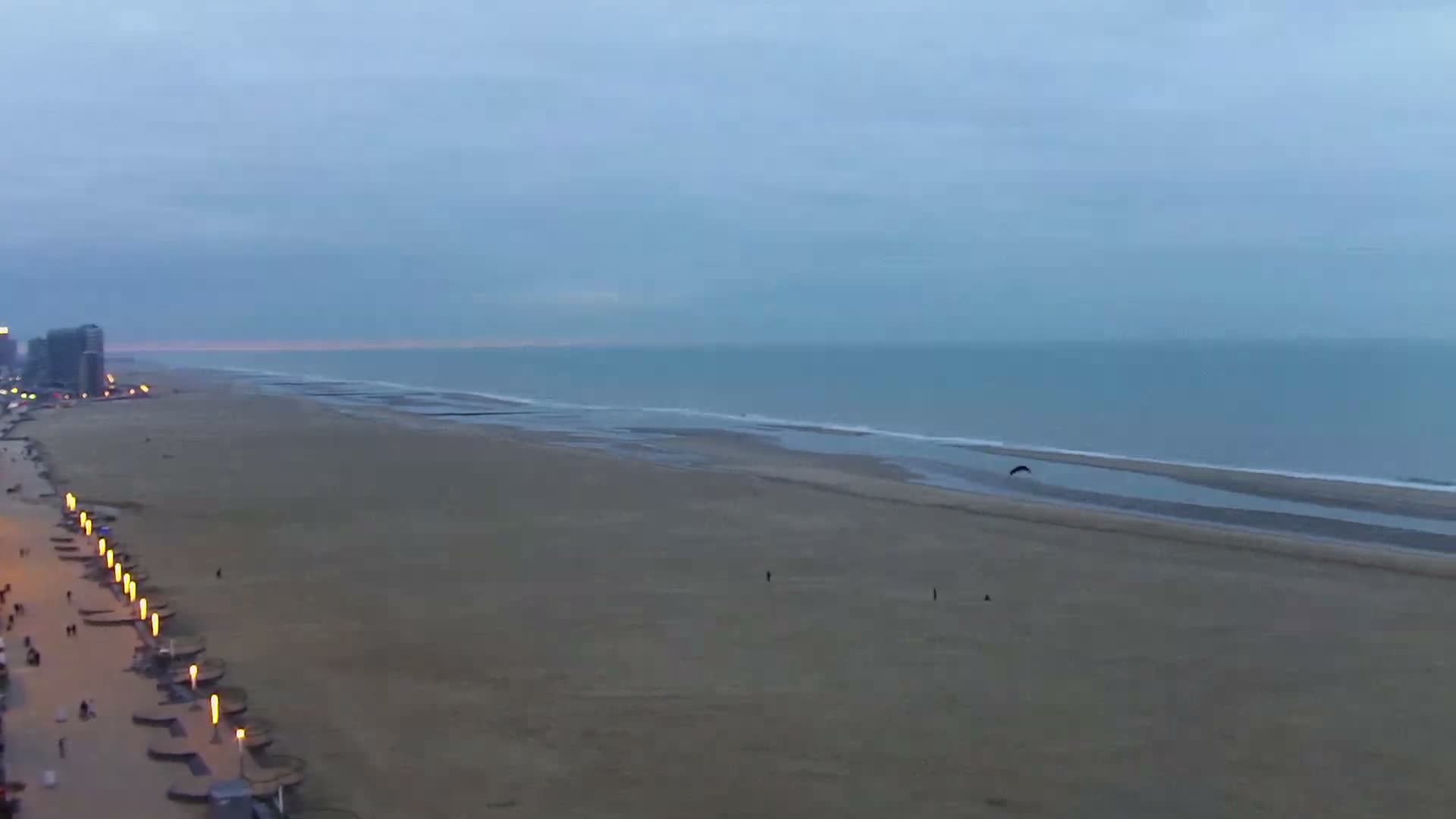 Ostend City & Strand Oostande Beach Live Cam - Ostend(Ostende), West Flanders (Flandre-Occidentale), Flemish (Flamande), Belgium